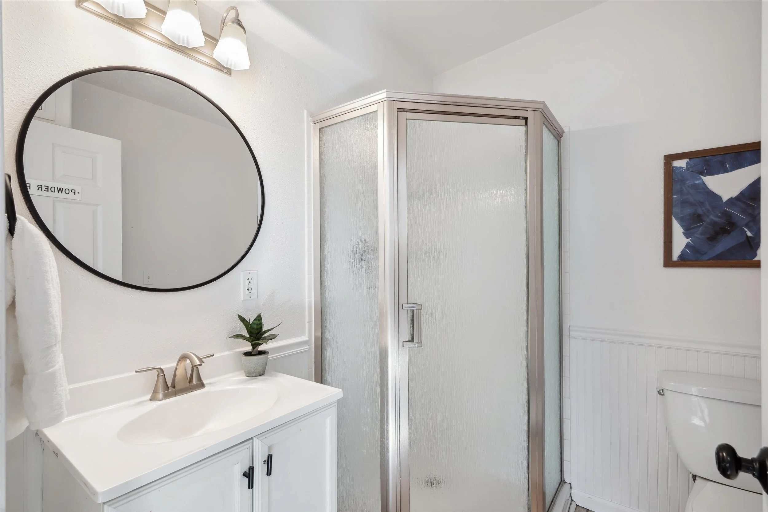 30-1718 7th St-46.jpg