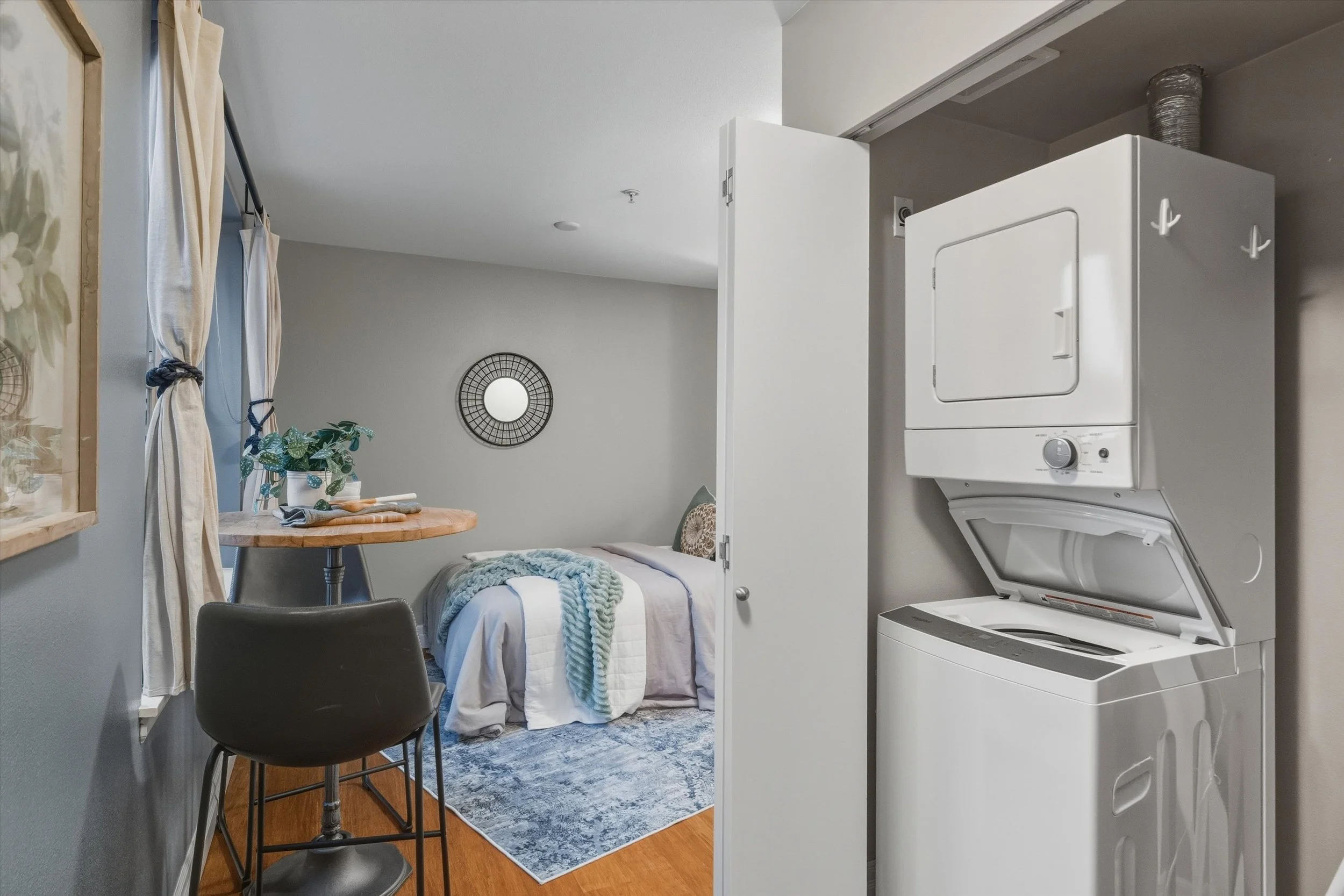 08-960 Harris Ave B307 (5).jpg