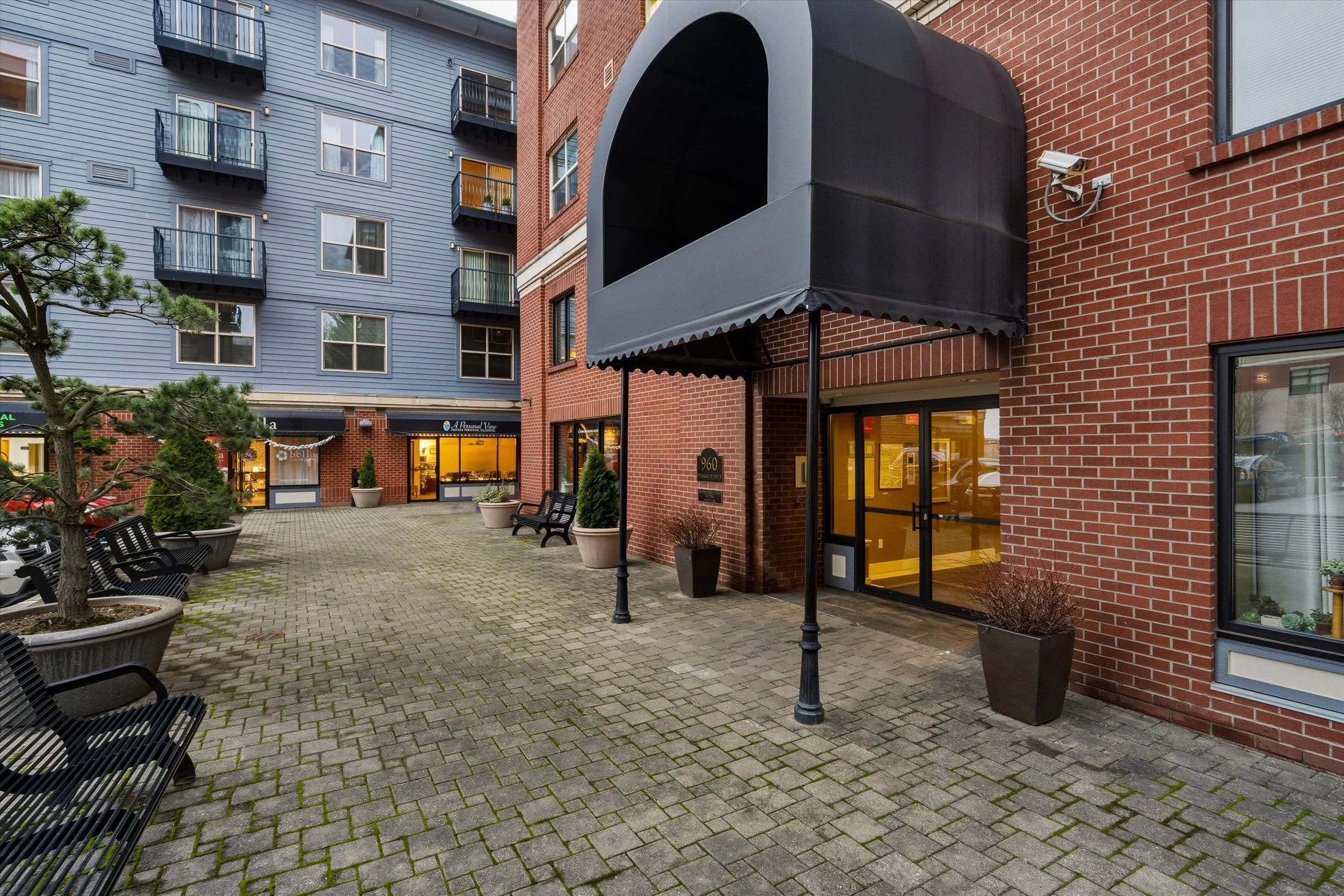 28-960 Harris Ave B307 (25).jpg