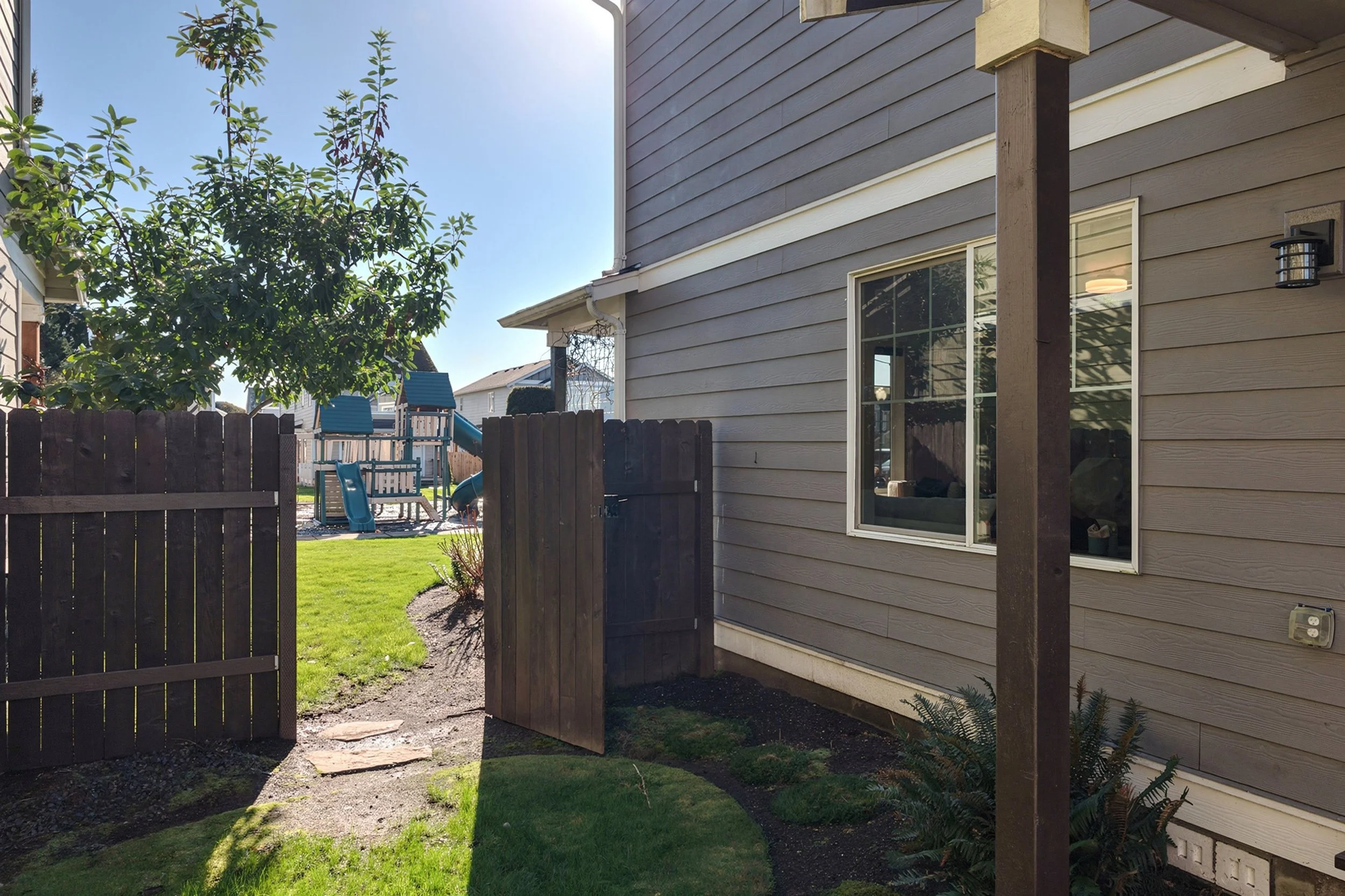 18-2200 Greenview Cir, #17 (6).jpg