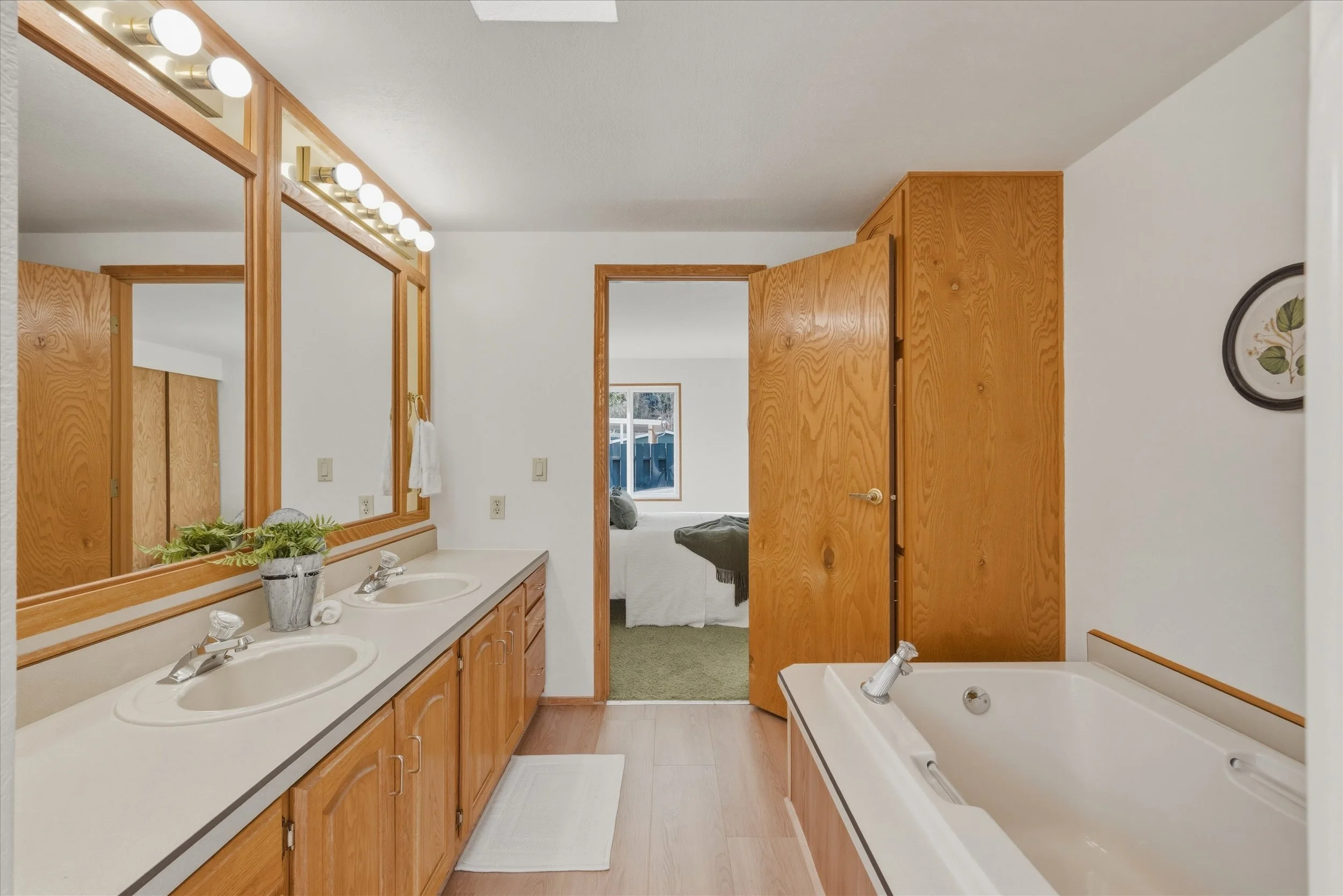 32-2015 24th St #94 (25).jpg