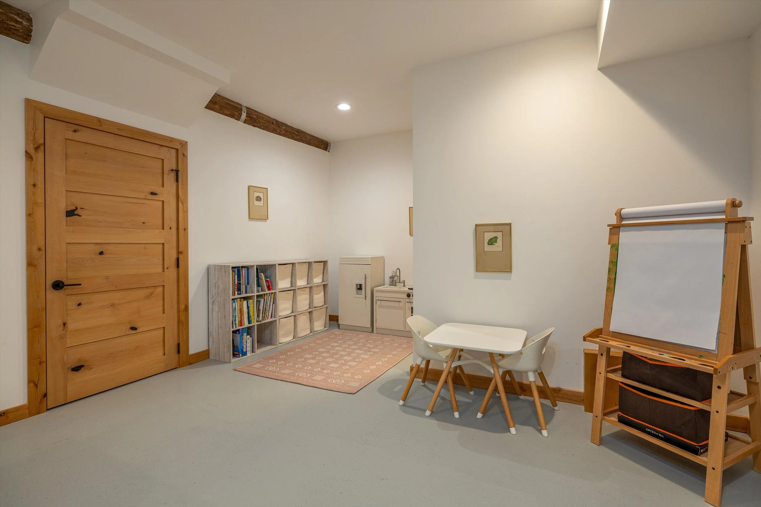 40-7577 Canyon View Dr-39.jpg