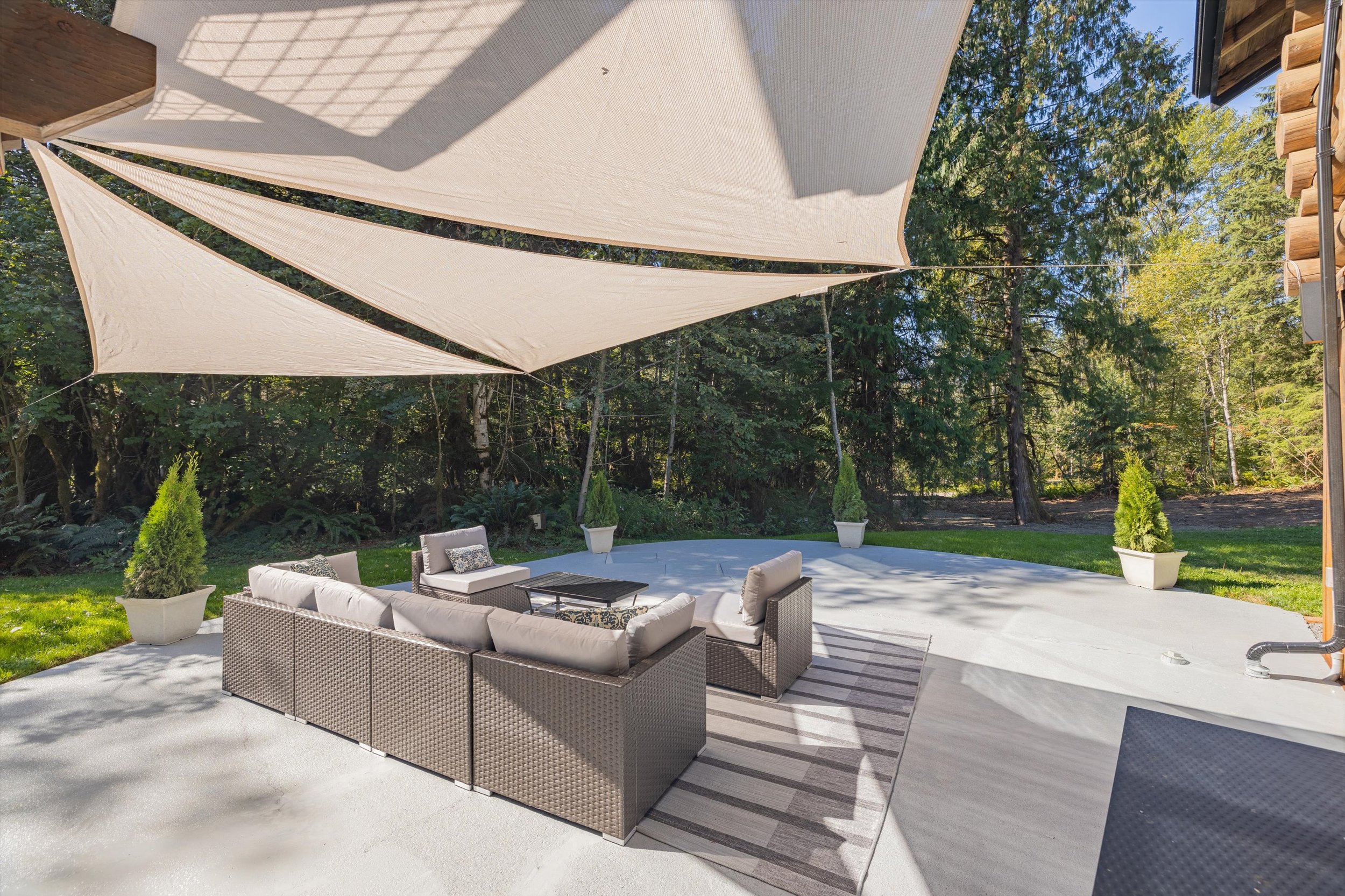 12-7577 Canyon View Dr-11.jpg