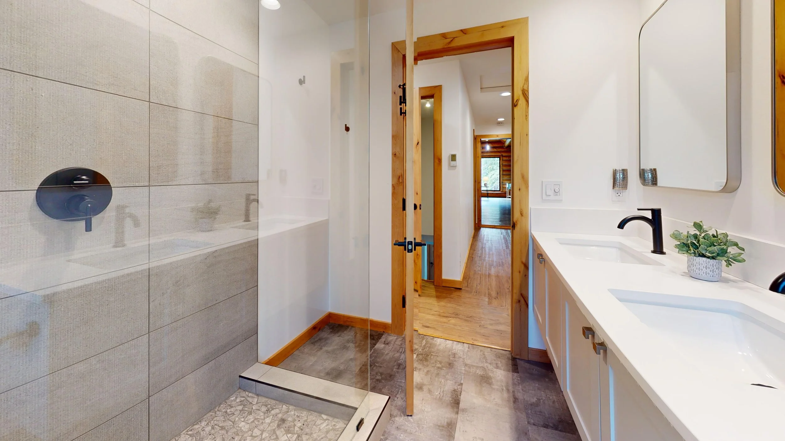 7577-Canyon-View-Dr-Glacier-WA-98244-Bathroom 1.jpg
