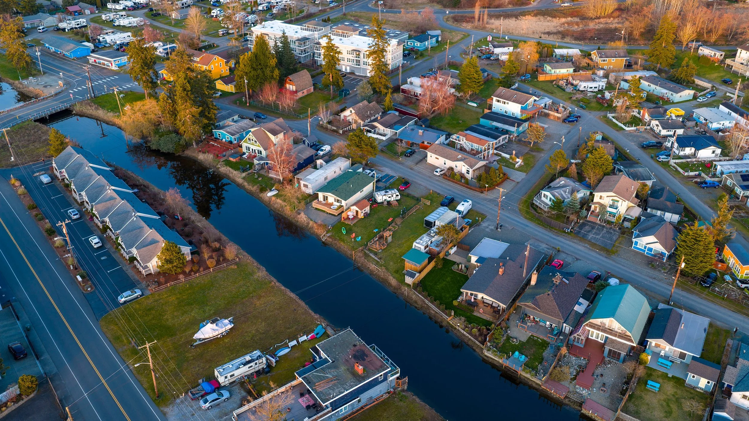 17-7563 Morrison Ave (15).jpg