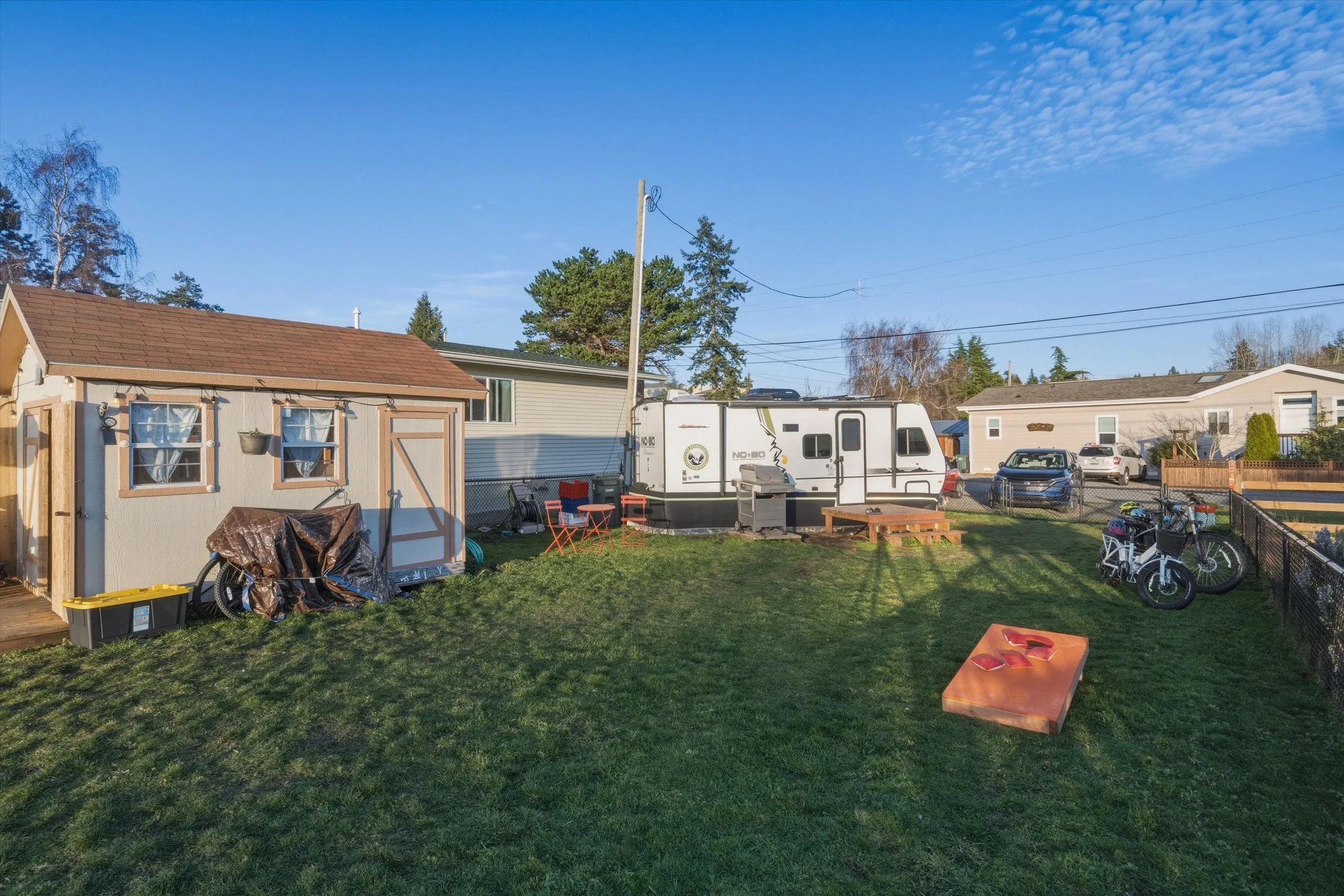 18-7563 Morrison Ave (16).jpg