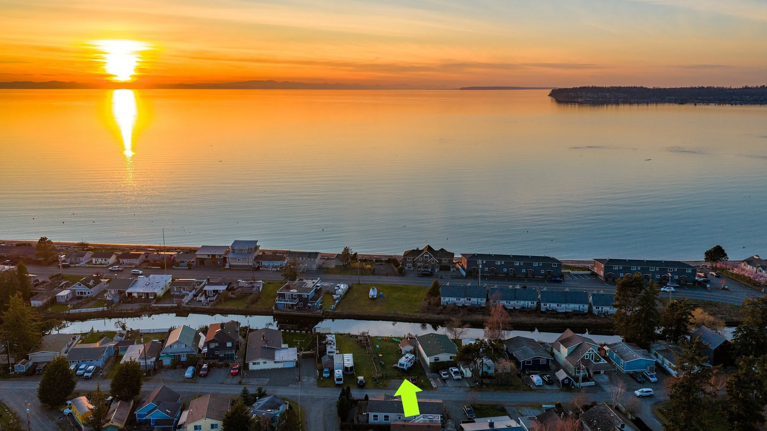 40-7563 Morrison Ave (41) - with arrow.JPG