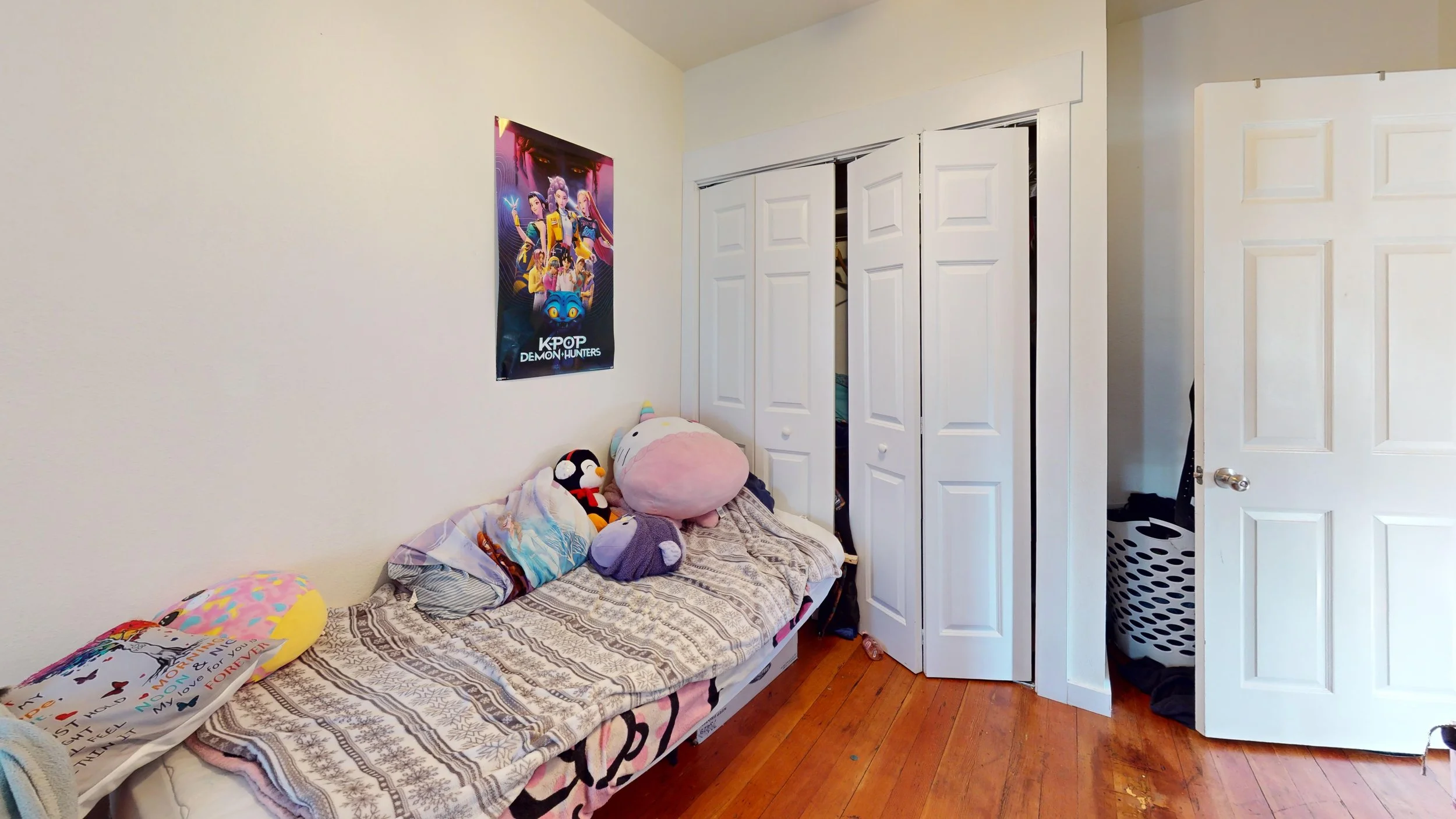 2124-Woburn-St-Main-House-Bedroom 3.jpg