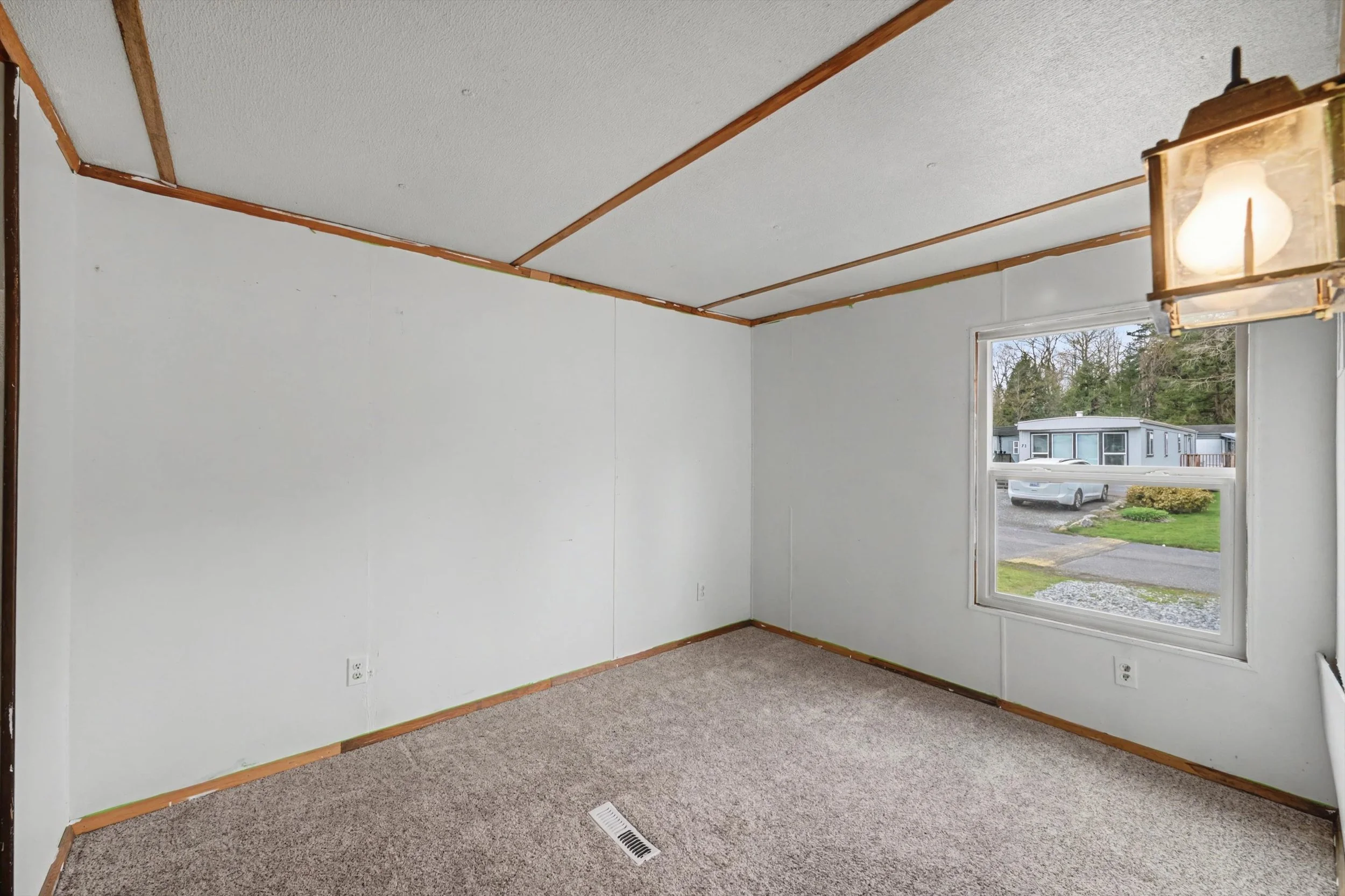 07-4672 Birch Bay Lynden Rd 157 (7).jpg