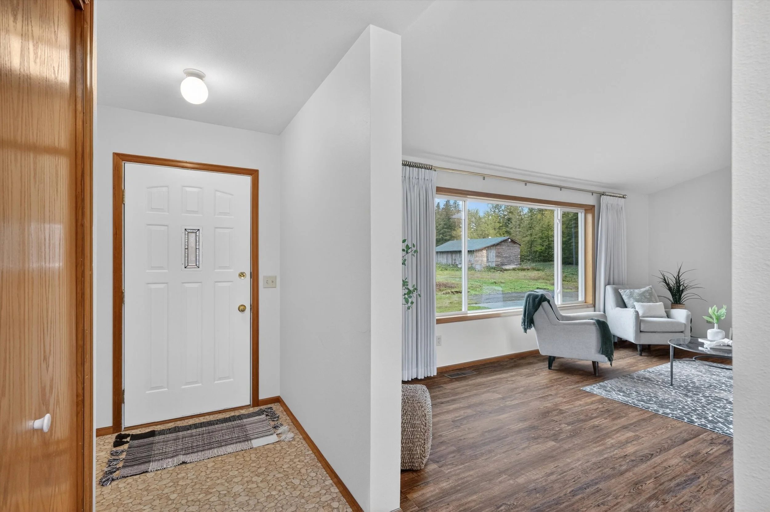 34-5581 Mission Rd-44.jpg