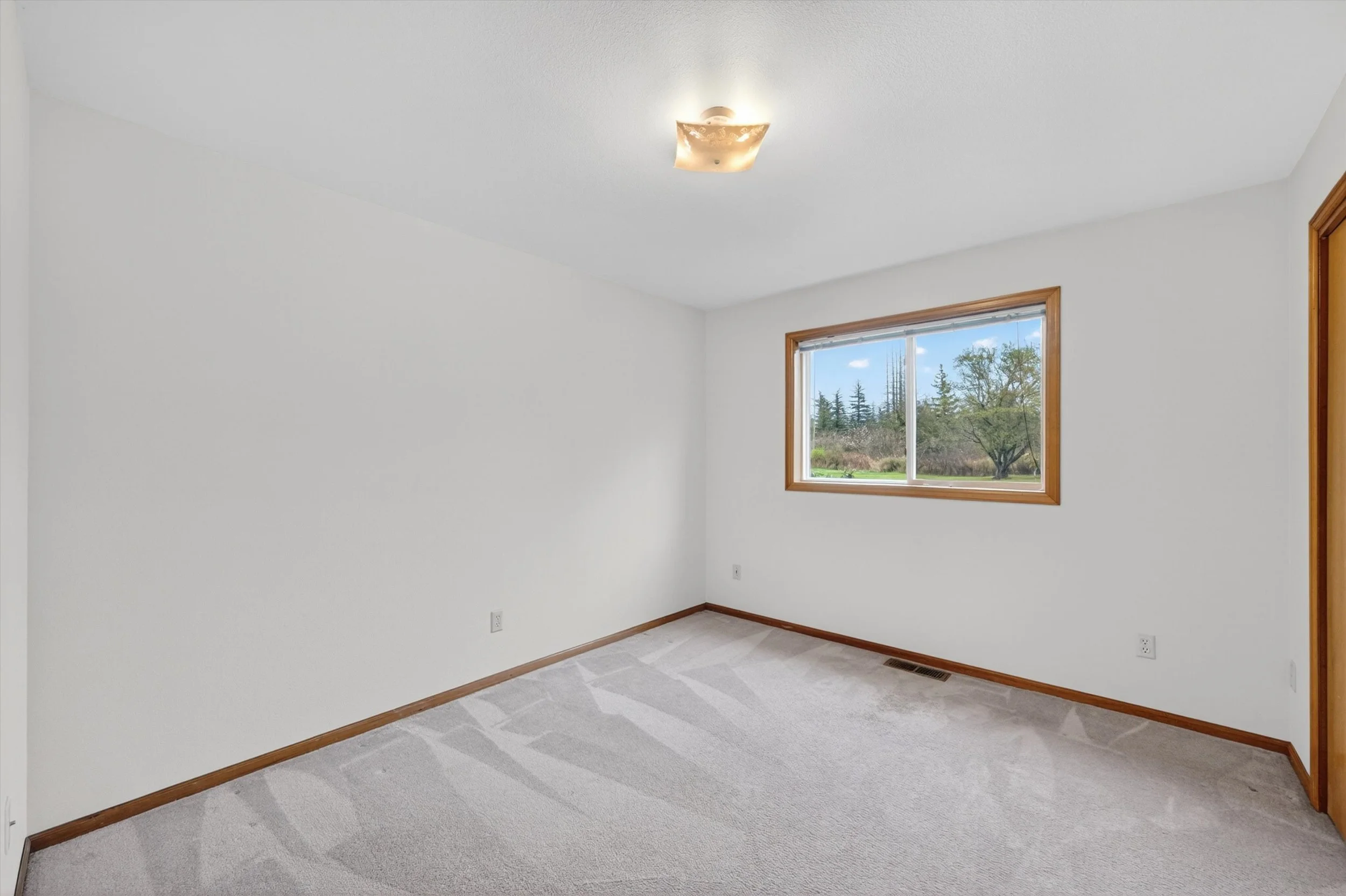 39-5581 Mission Rd-64.jpg