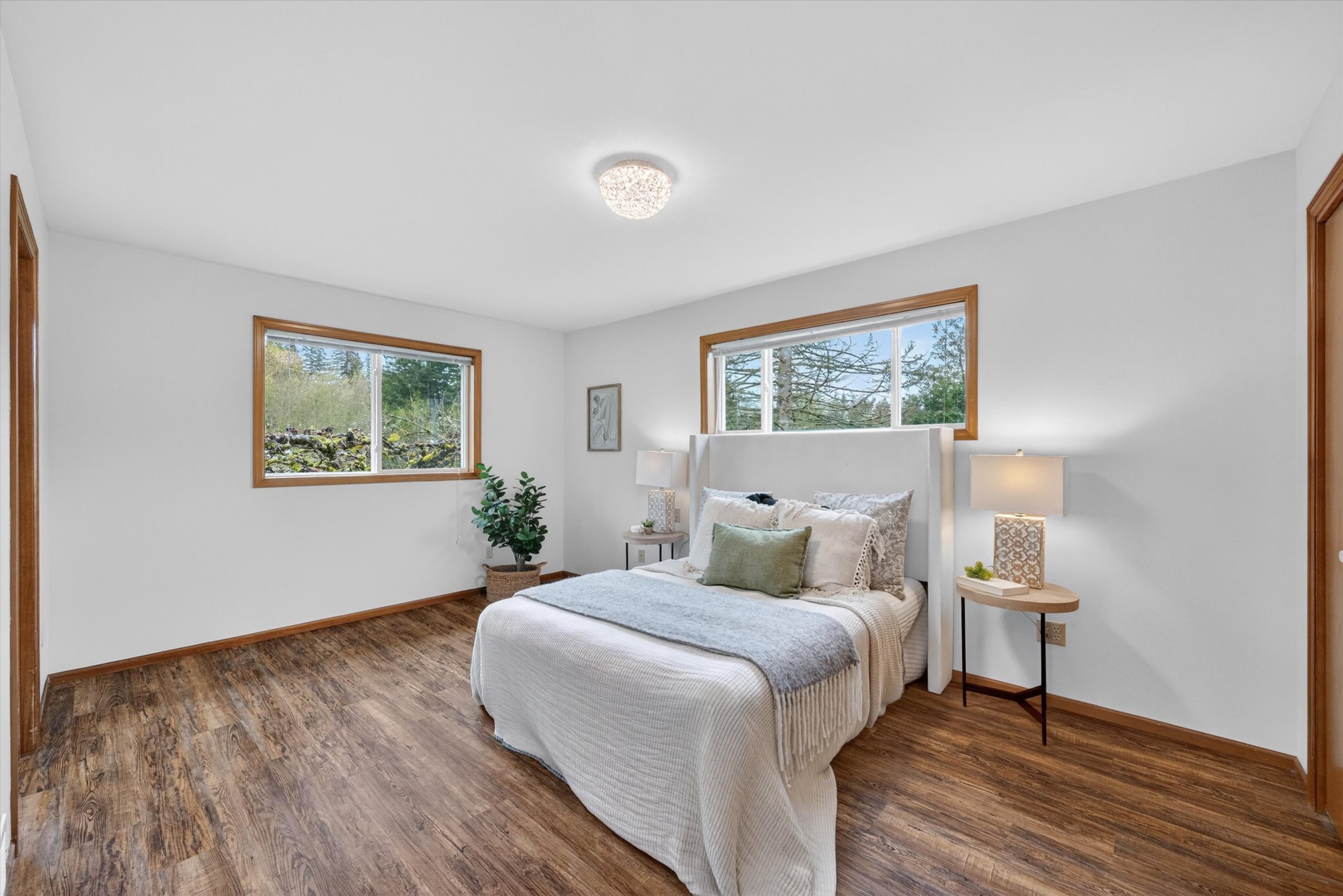 51-5581 Mission Rd-107.jpg