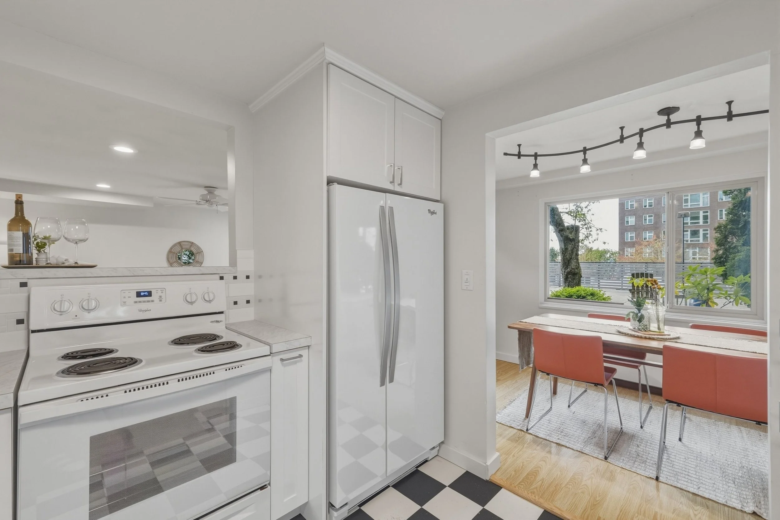 22-901 N Forest St, 134-38.jpg