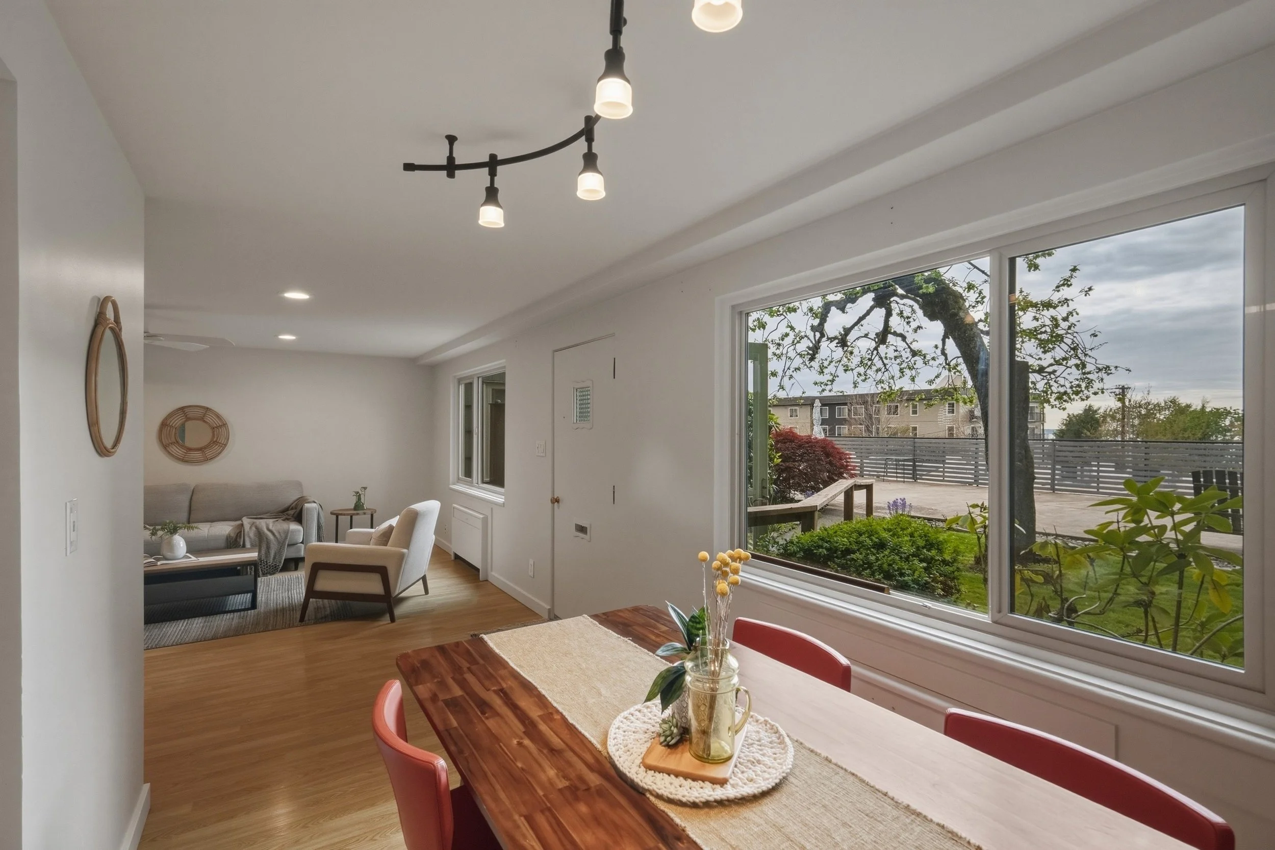 32-901 N Forest St, 134-68.jpg