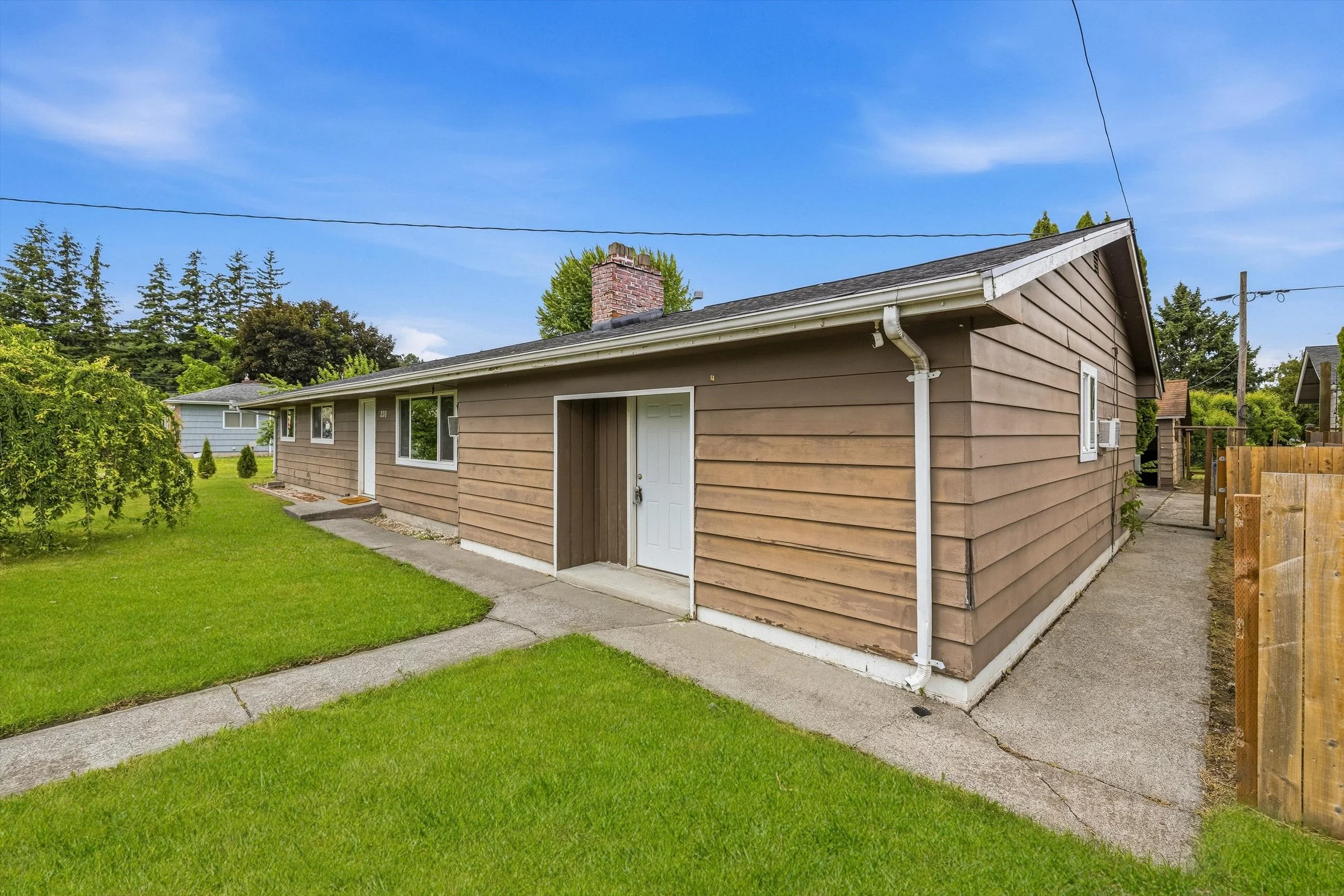 04-230 Cleveland St, Sumas-5.jpg