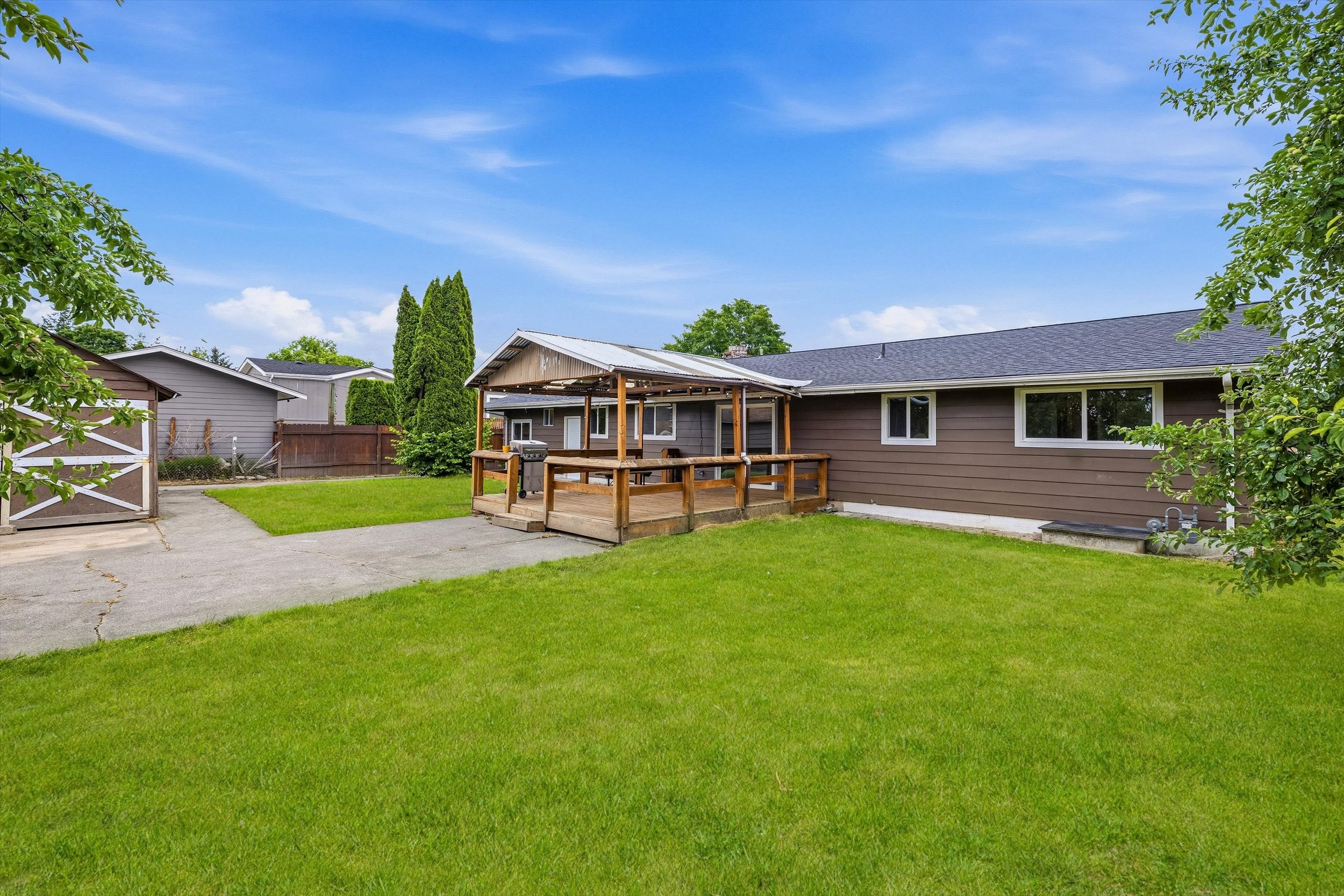 10-230 Cleveland St, Sumas-8.jpg
