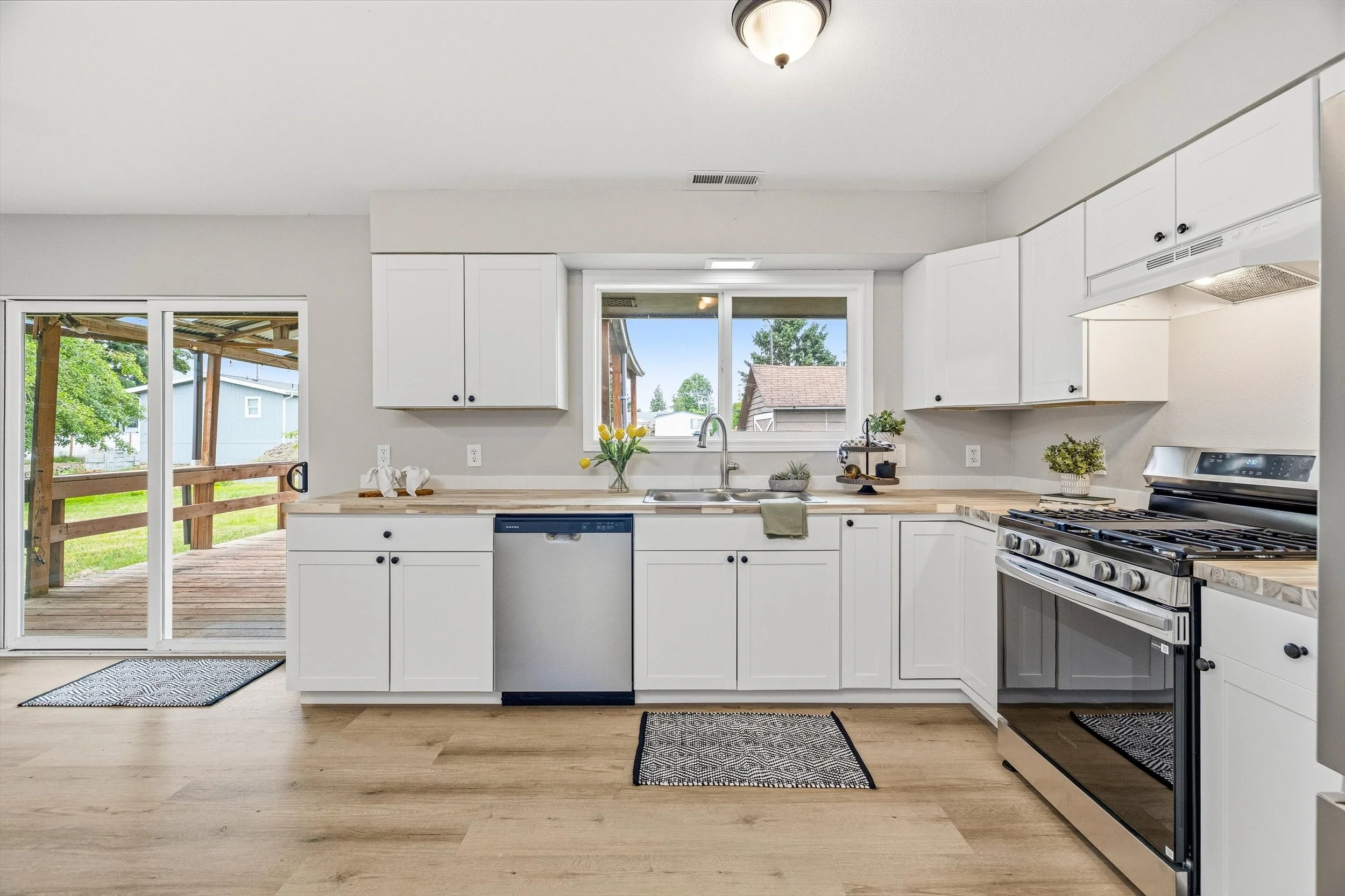 21-230 Cleveland St, Sumas-30.jpg