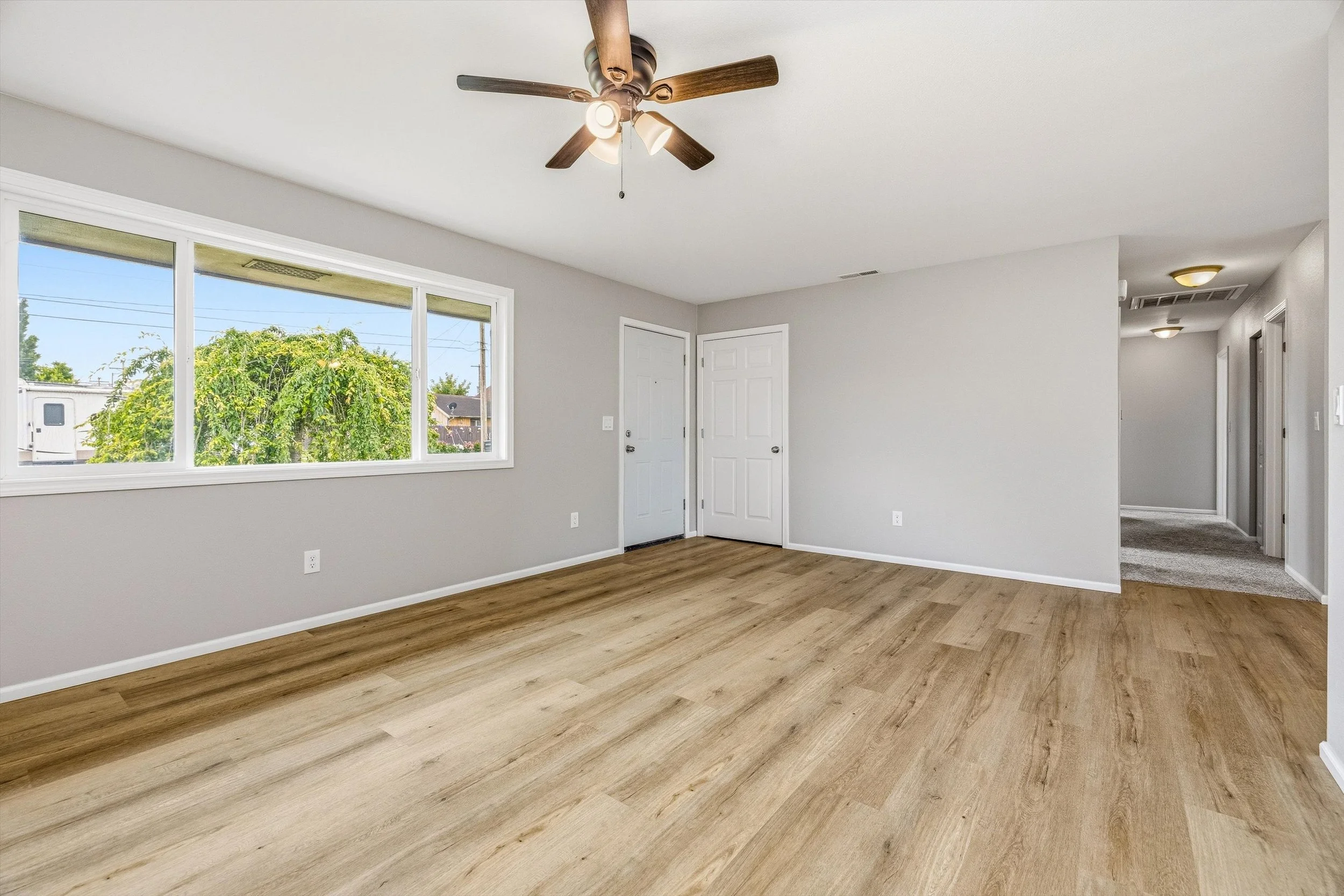 15-230 Cleveland St, Sumas-26.jpg
