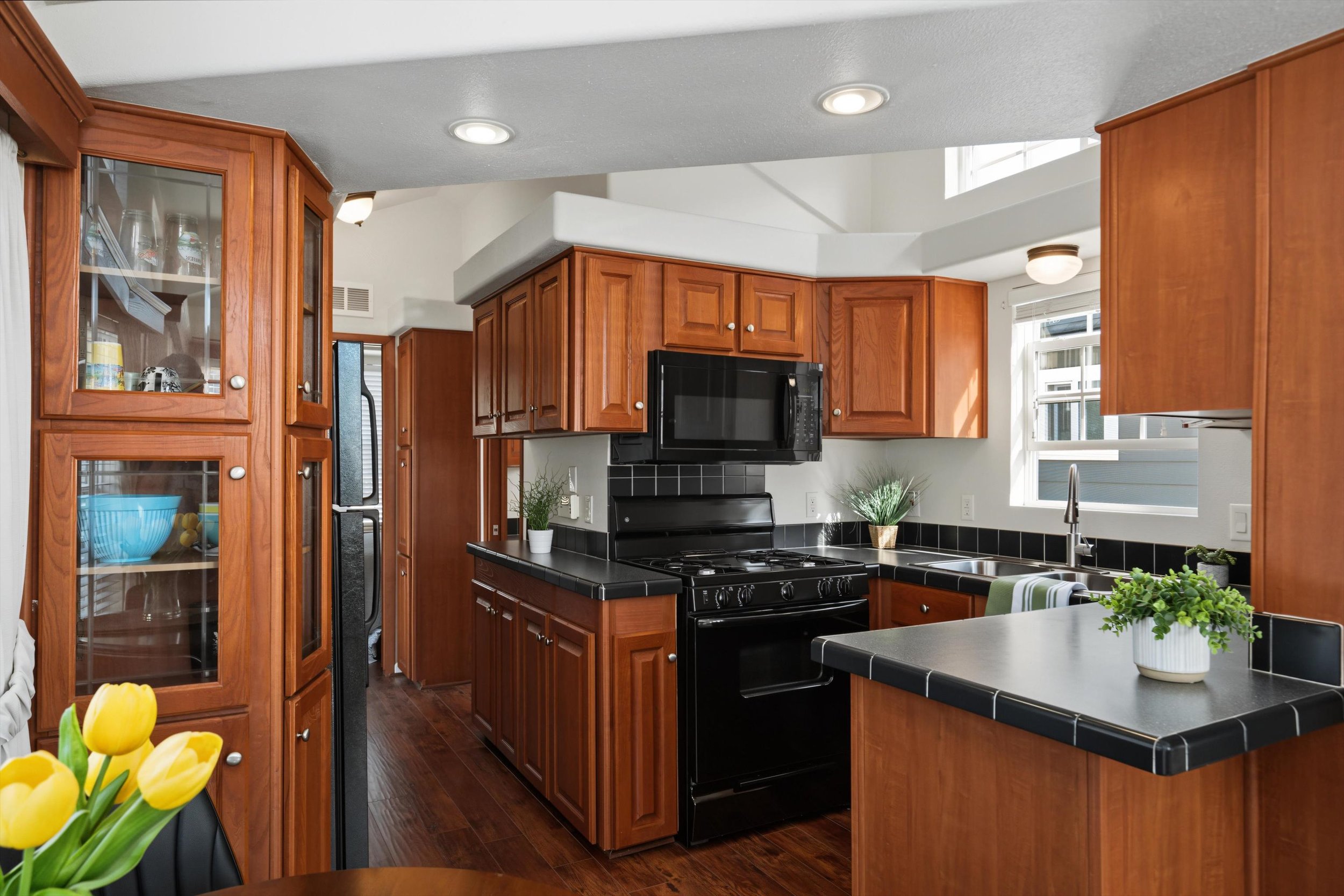 13-4751 Birch Bay Lynden Rd 53 Interior (1).jpg