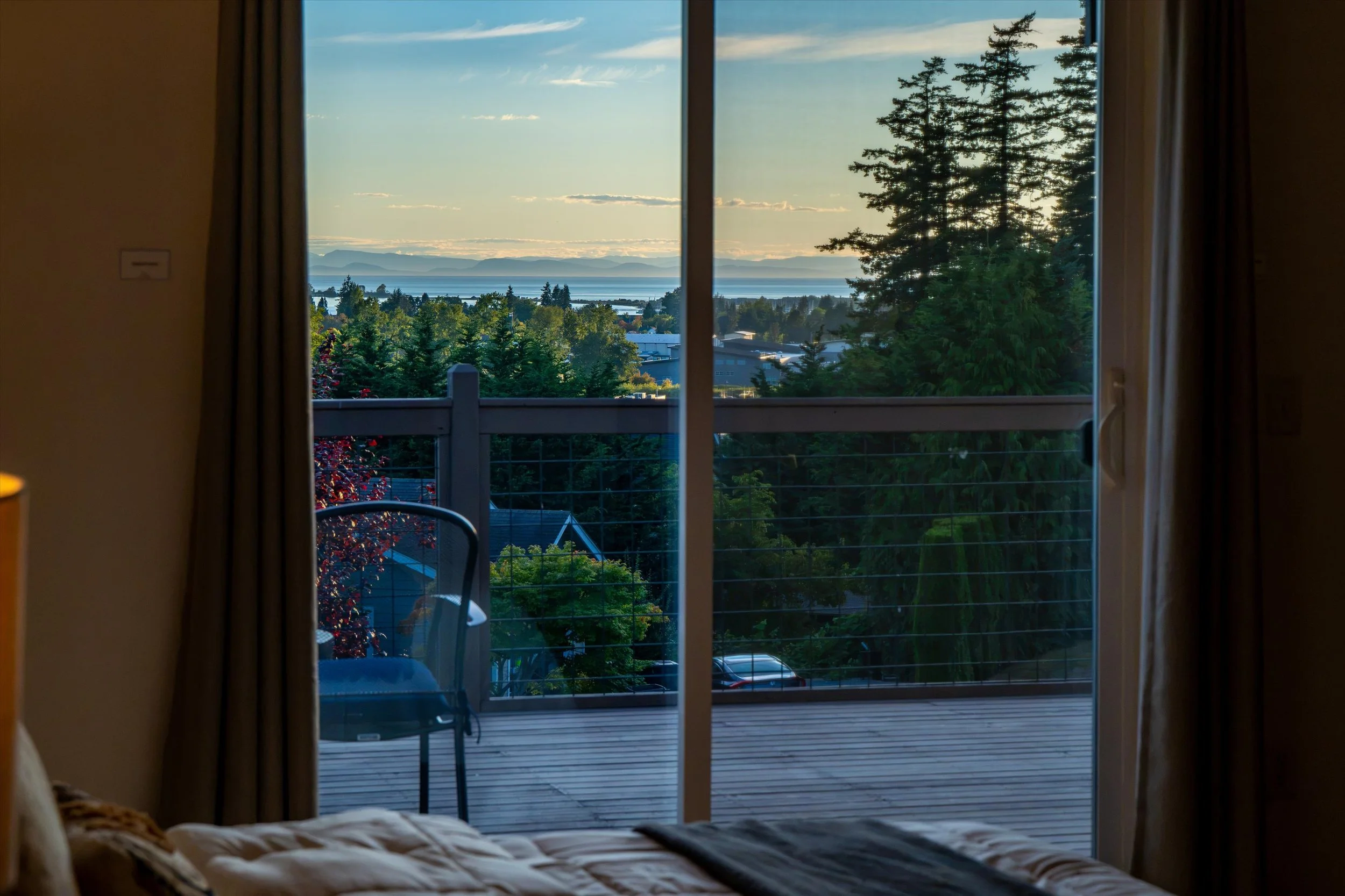 09-668 Parkview Pl-9.jpg