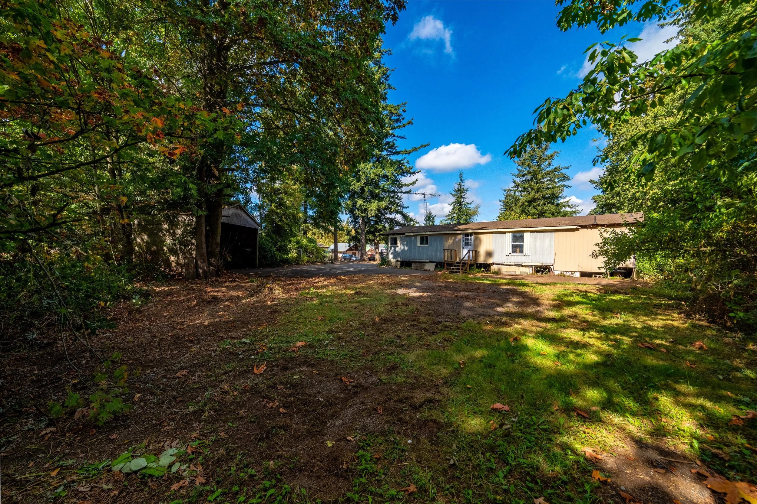 18-2033 E Pole Rd-13.jpg