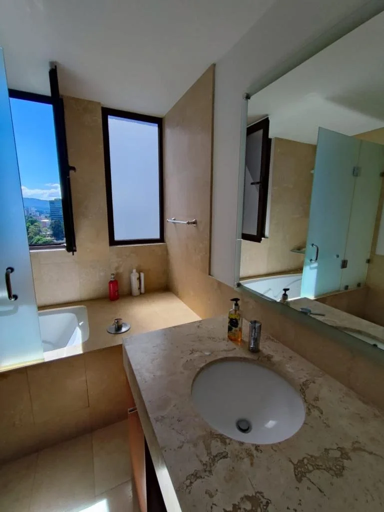 WhatsApp Image 2022-11-30 at 2.27.27 PM (14).jpeg