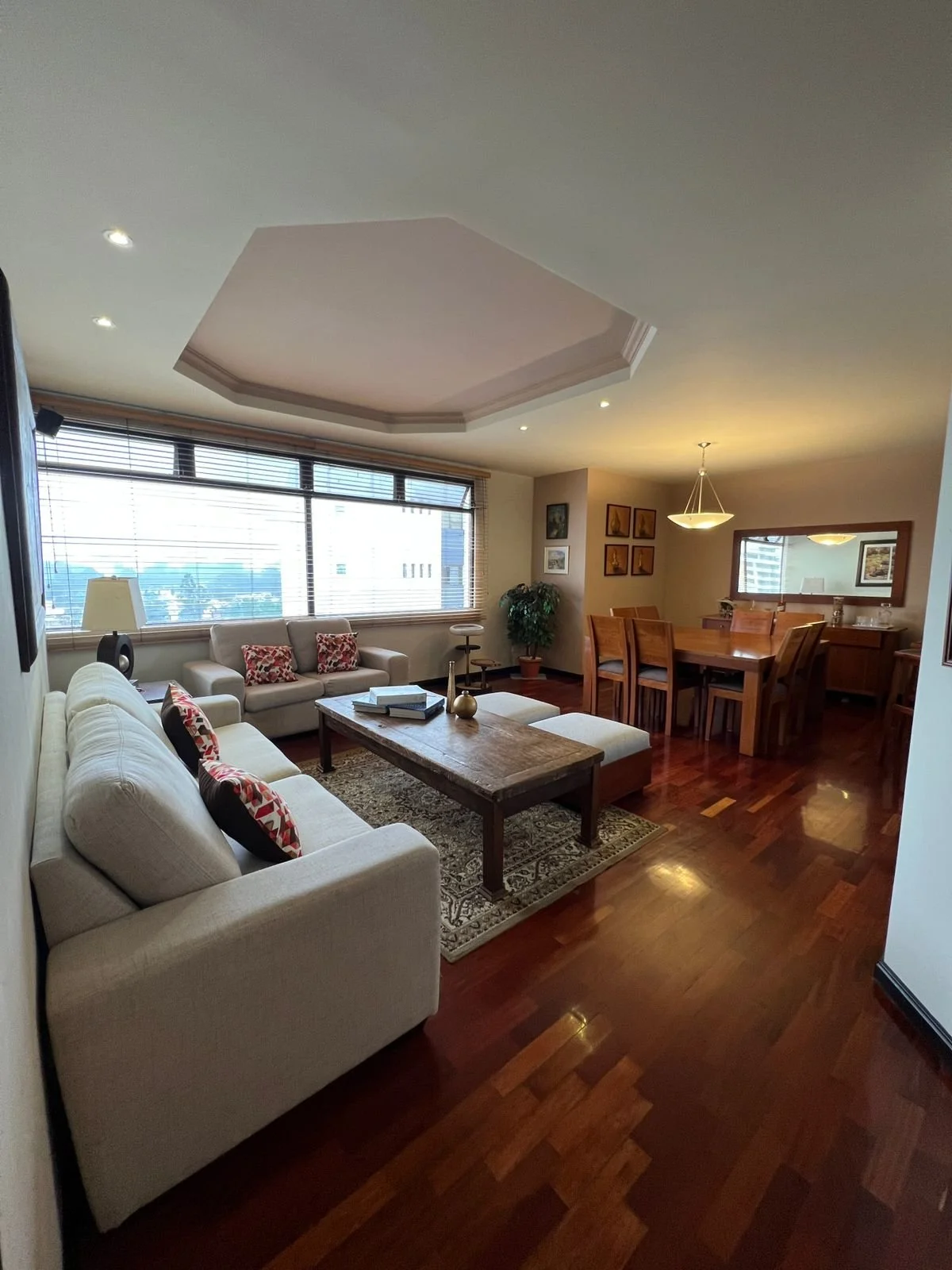 PHOTO-2022-09-22-19-49-43 (4).jpg