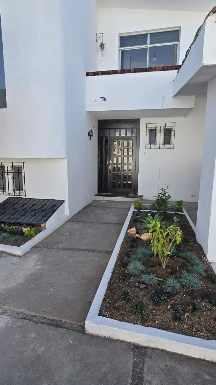 Casa en Renta en Zona 15, Vista Hermosa 3, Cerca de las Universidades.