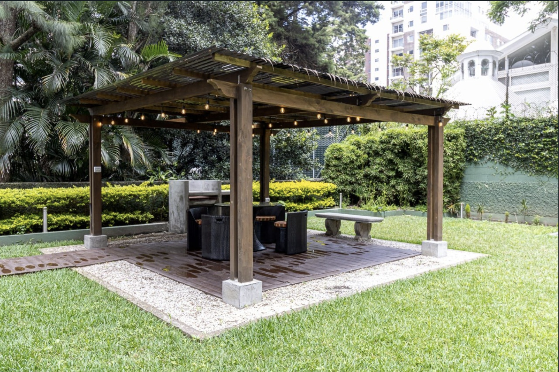 Screen Shot 2021-10-16 at 10.04.56 AM.png