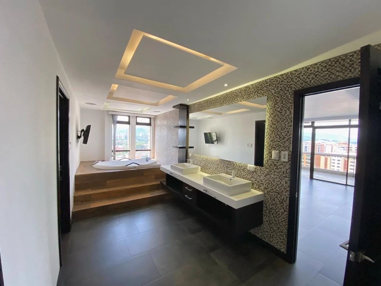 WhatsApp Image 2021-07-14 at 4.45.33 PM.jpeg