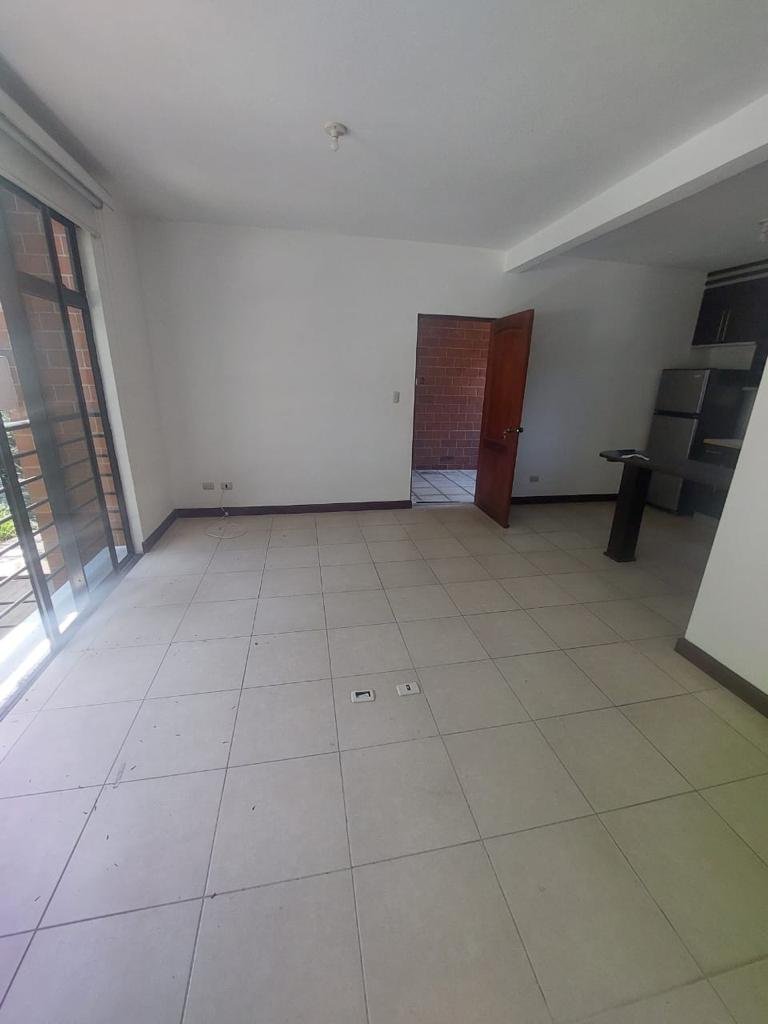 WhatsApp Image 2023-06-06 at 12.02.35 PM (8).jpeg