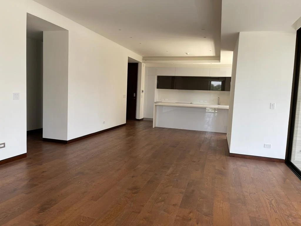 PHOTO-2022-05-26-11-51-52 (1).jpg