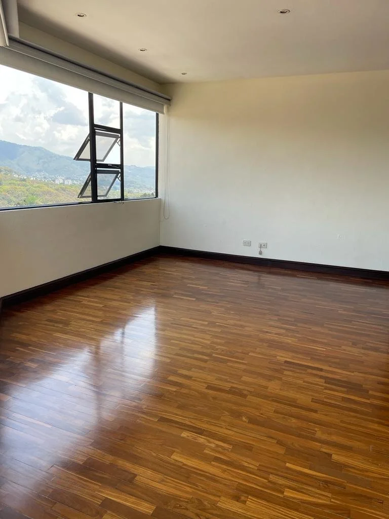 WhatsApp Image 2023-04-20 at 12.58.59 PM (5).jpeg