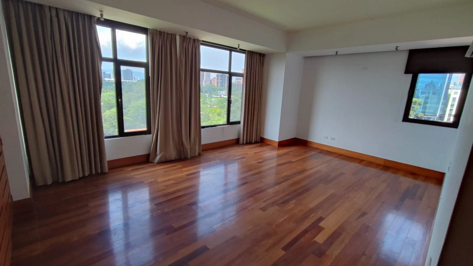 PHOTO-2023-05-23-09-43-23 (1).jpg