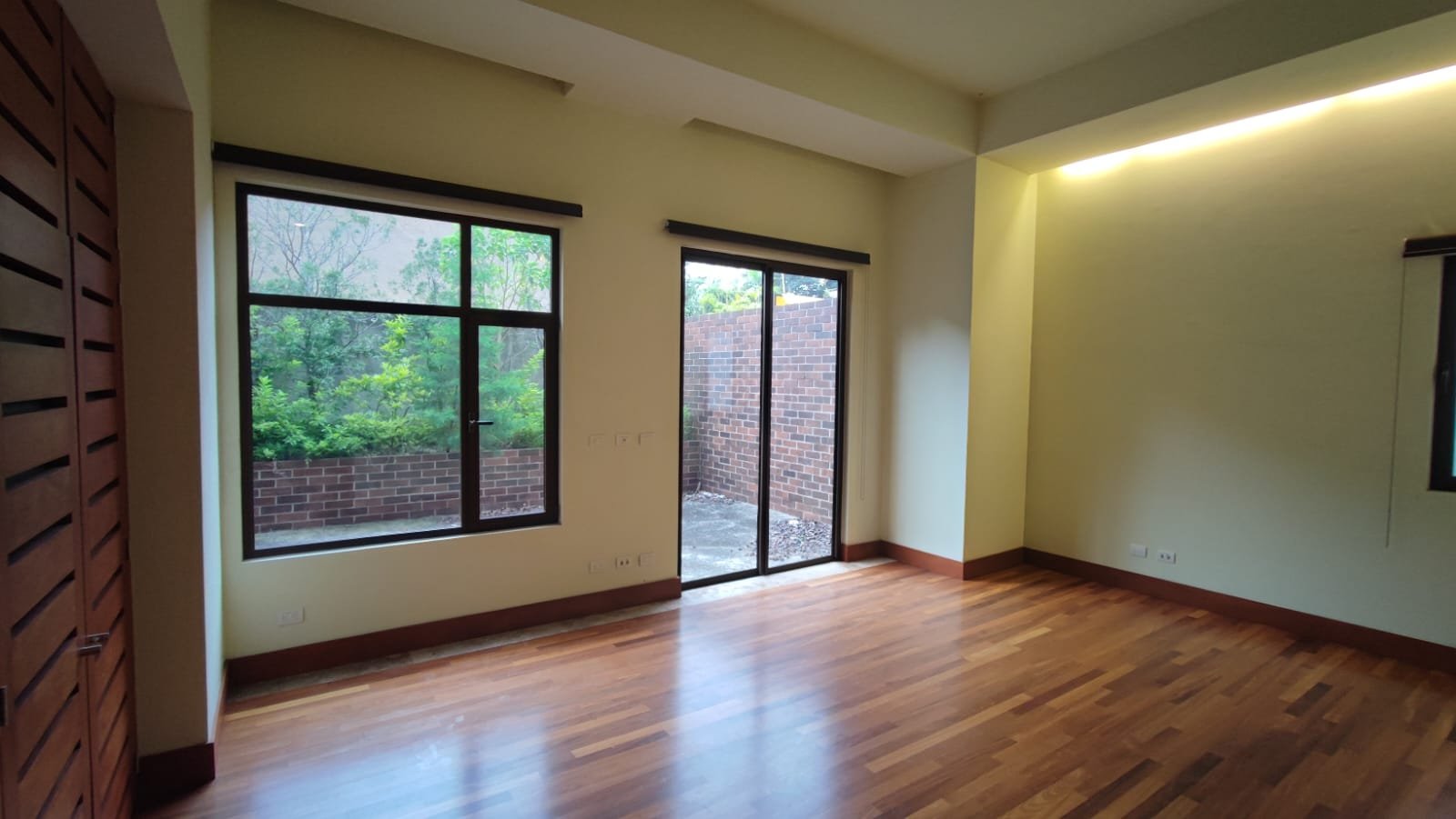 PHOTO-2023-08-16-16-56-46 (4).jpg