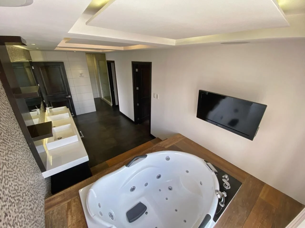 WhatsApp Image 2021-07-14 at 4.45.32 PM (1).jpeg