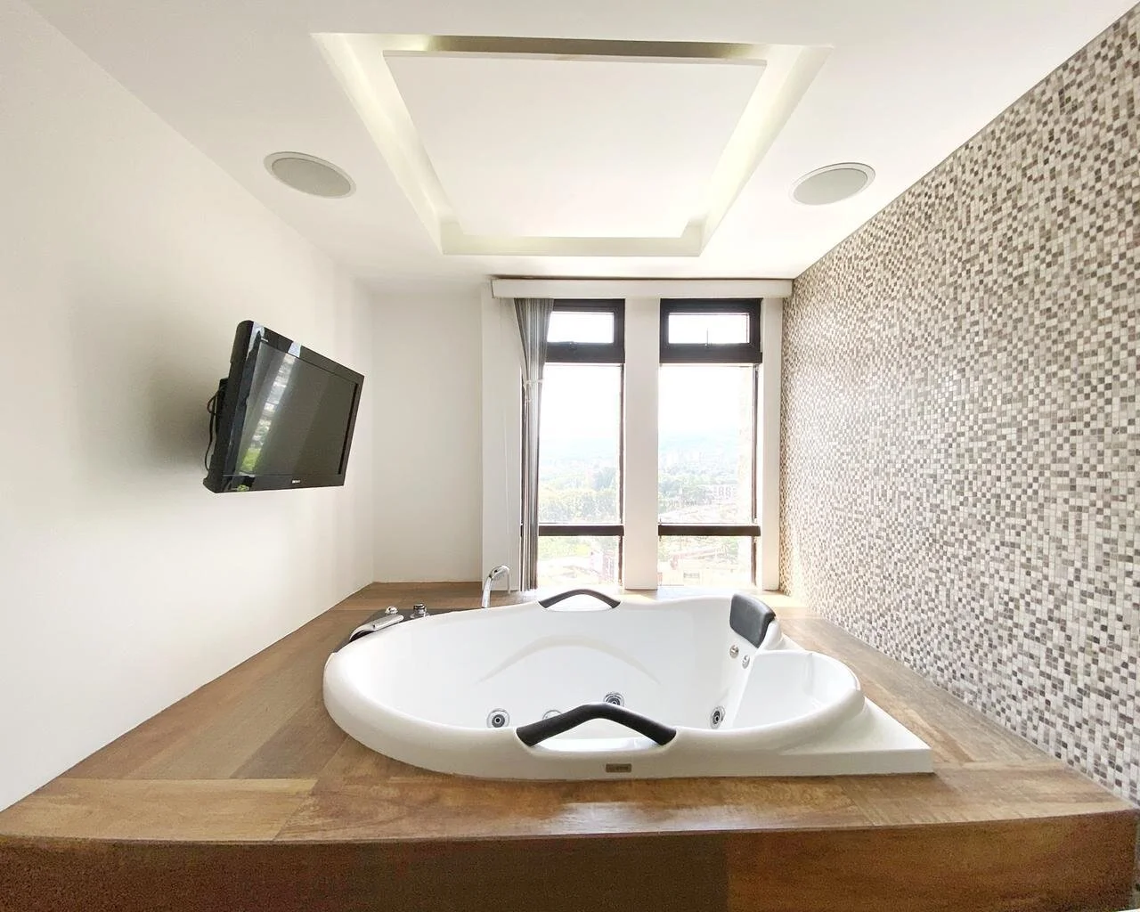 WhatsApp Image 2021-07-14 at 4.45.32 PM.jpeg