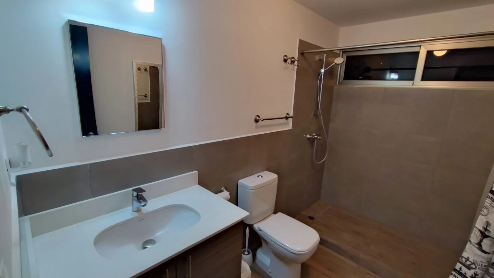 WhatsApp Image 2023-06-27 at 7.14.59 PM (6).jpeg