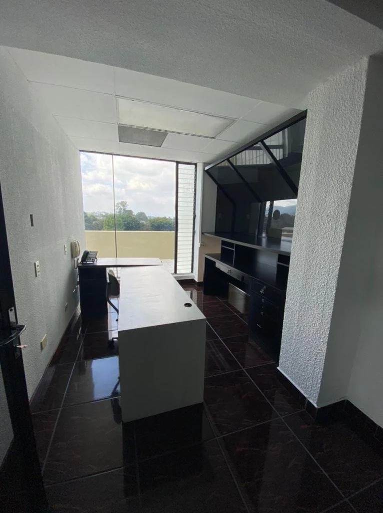 WhatsApp Image 2022-05-28 at 11.43.25 AM (5).jpeg