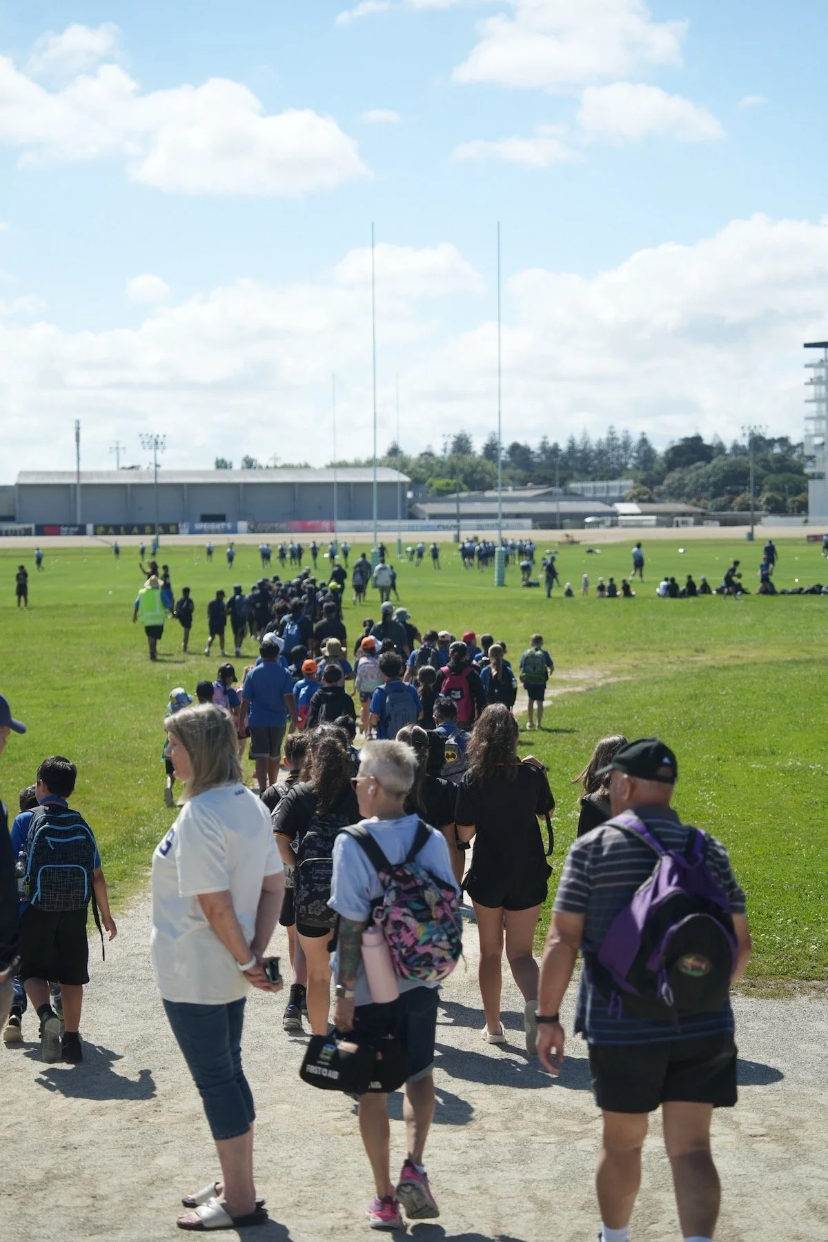 BUS OVERFLOWING WITH MASSIVE RESPONSE TO FILL THE BLUES BUS! — Blues Rugby