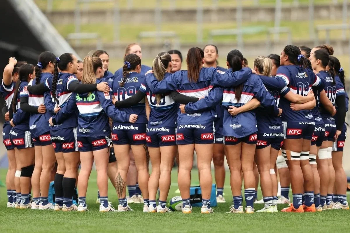 nib BLUES NAMED FOR AUPIKI ALL IN ROUND