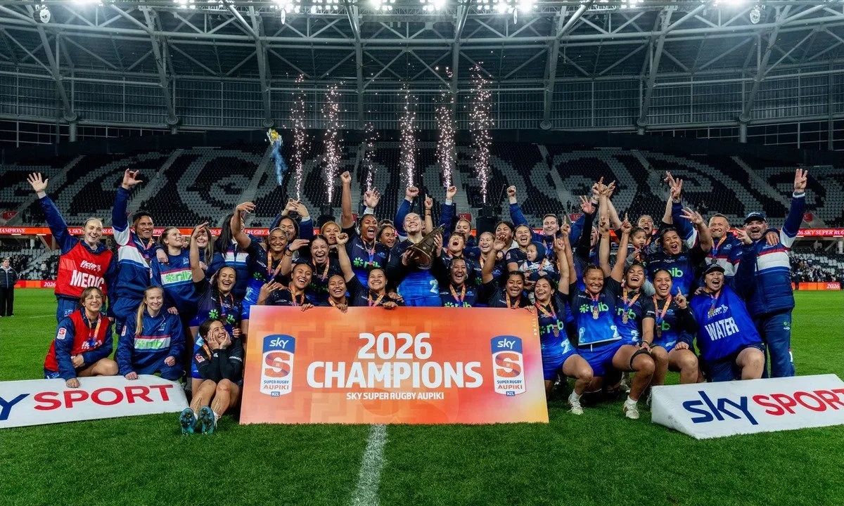 nib BLUES WIN THIRD STRAIGHT AUPIKI TITLE