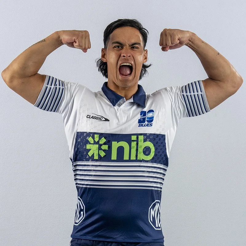 ZARN SULLIVAN   OUTSIDE BACK 