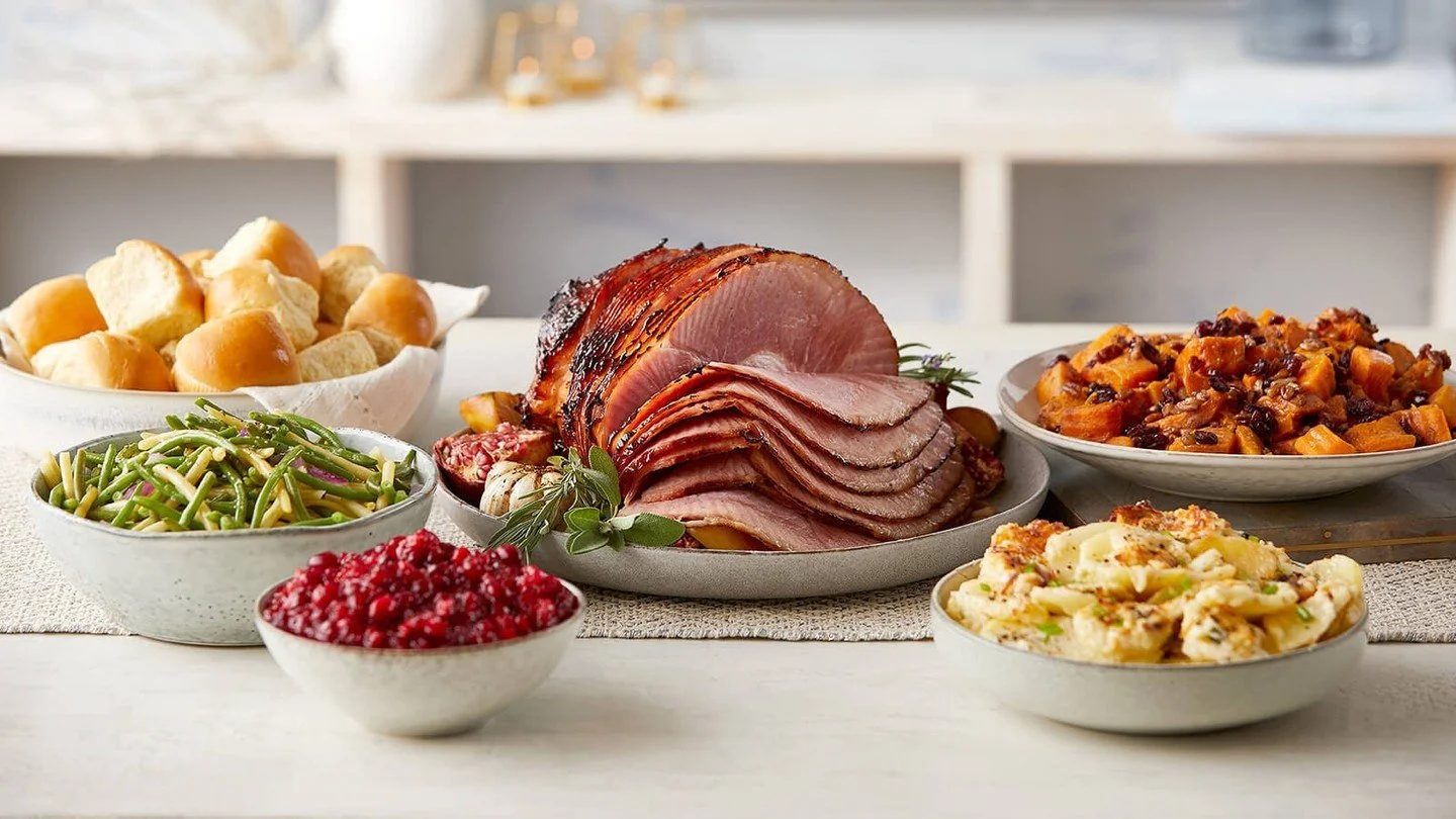 Christmas is 16 days away. Here at Community Kitchen, we serve festive holiday meal on Christmas Day. Dinner will be served from 3-6pm and will include: ham, sweet potatoes, green bean casserole, cranberry ambrosia, rolls and pies.  We welcome donati
