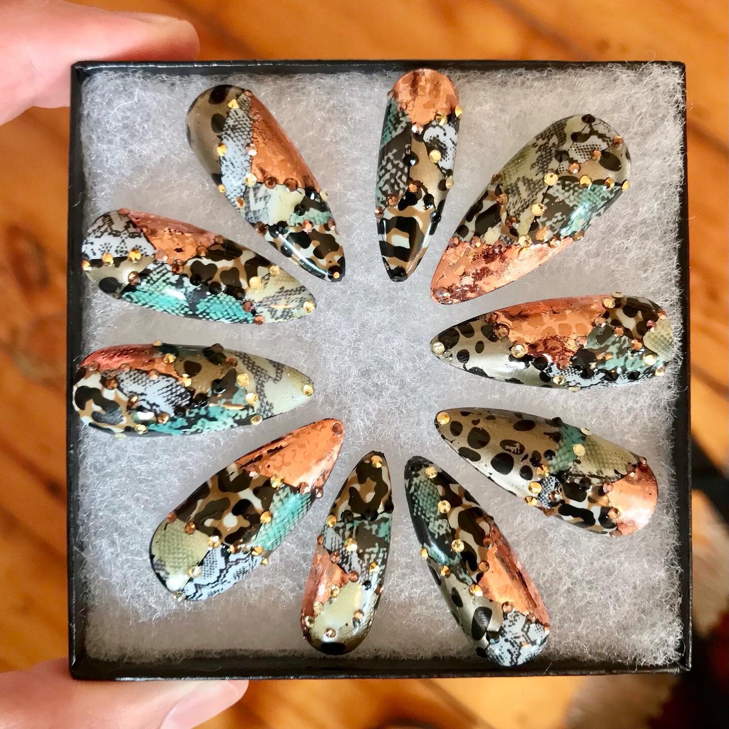 @danielmarandola creating custom nails for the all the dolls and queens in our dining room