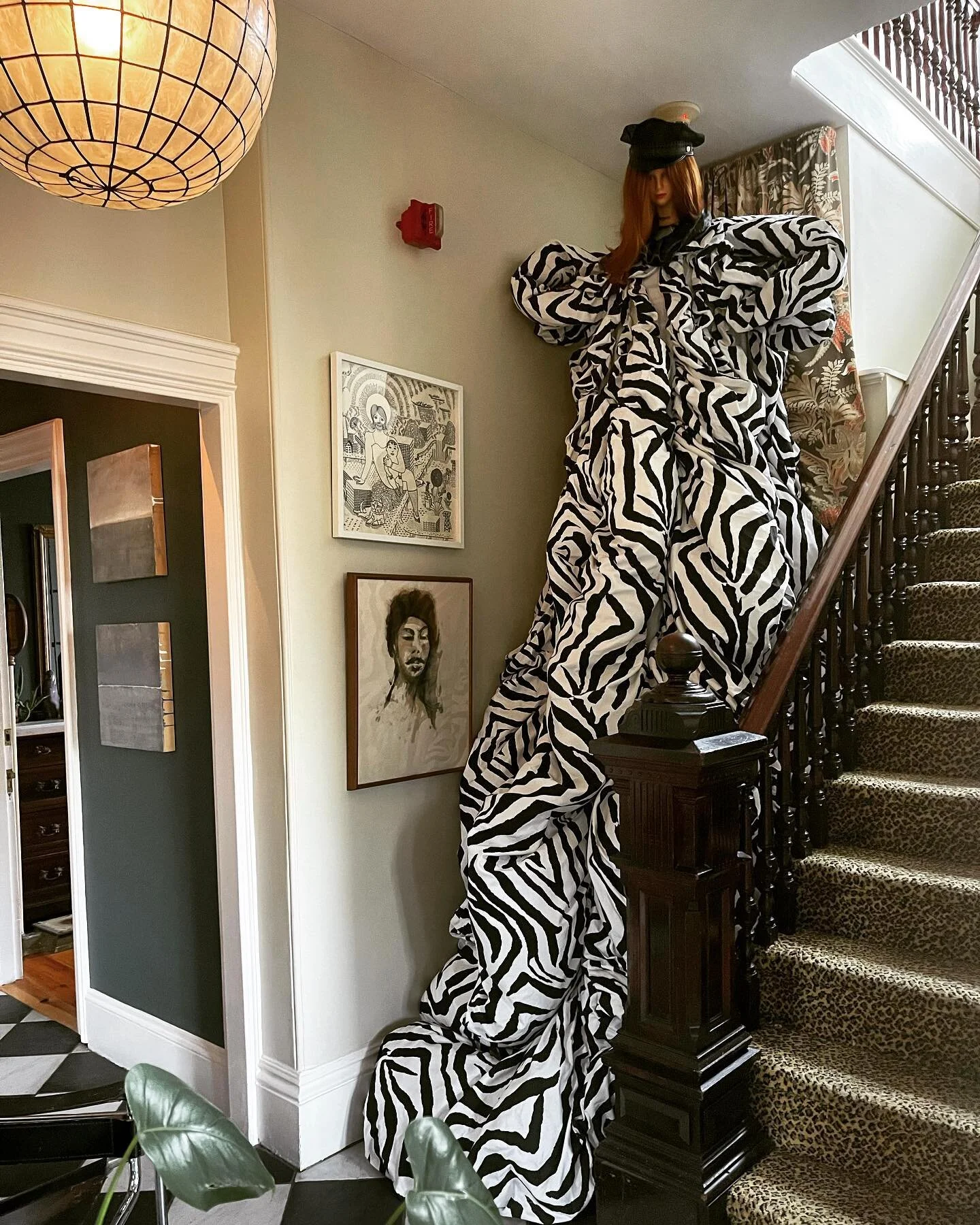 @chiquitettas iconic 10' dress on display @stowawayprovincetown desperately needs arms. 

CAN YOU HELP