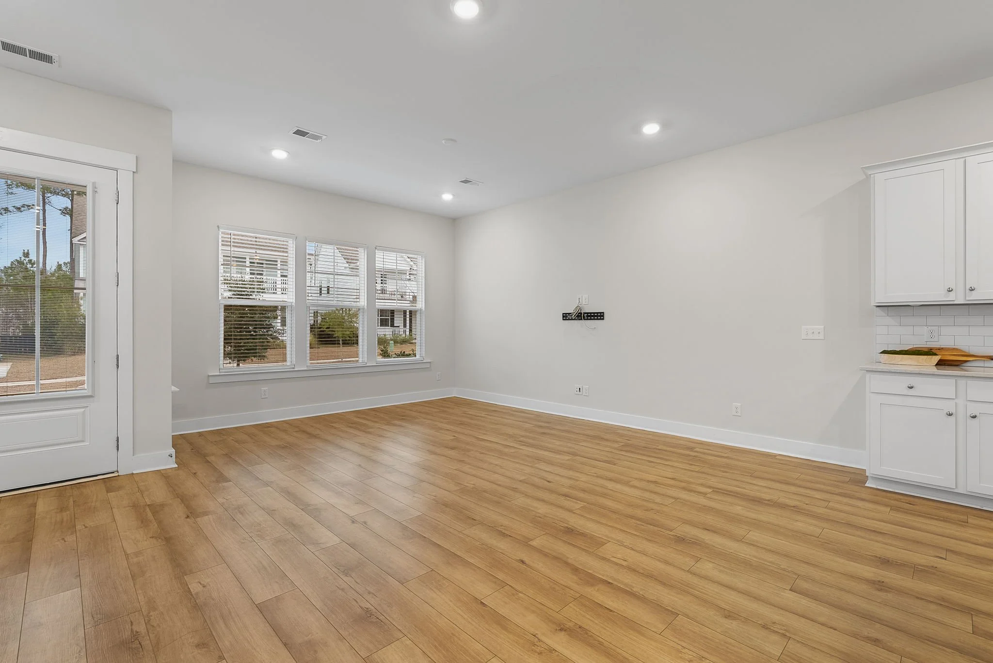 12-web-or-mls-Barclay Media Co -10.jpg