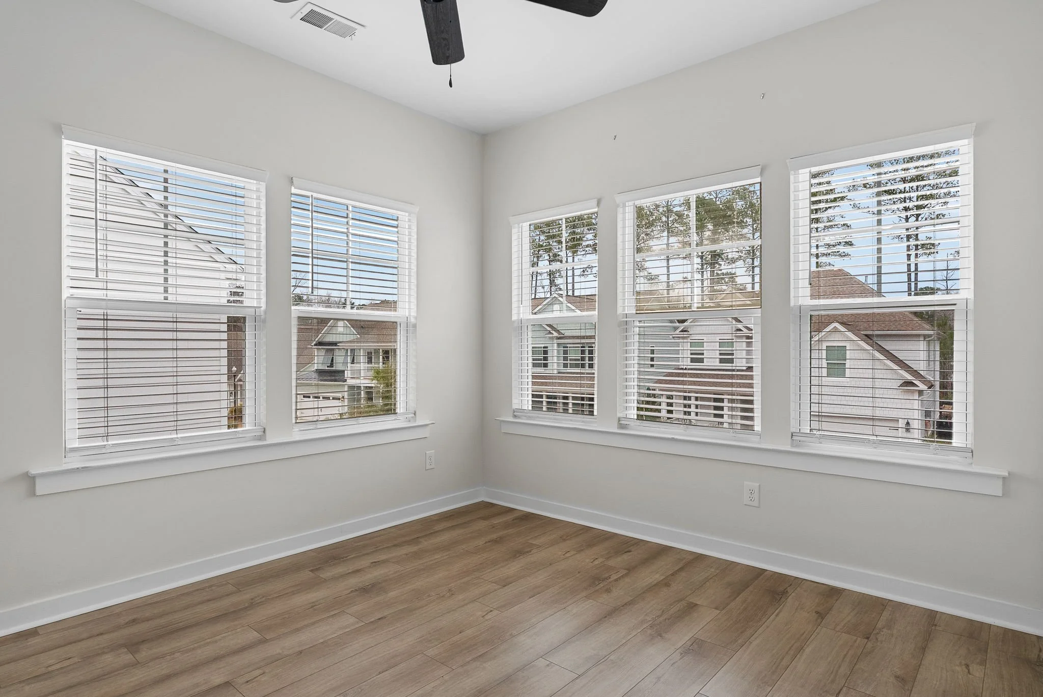 35-web-or-mls-Barclay Media Co -32.jpg