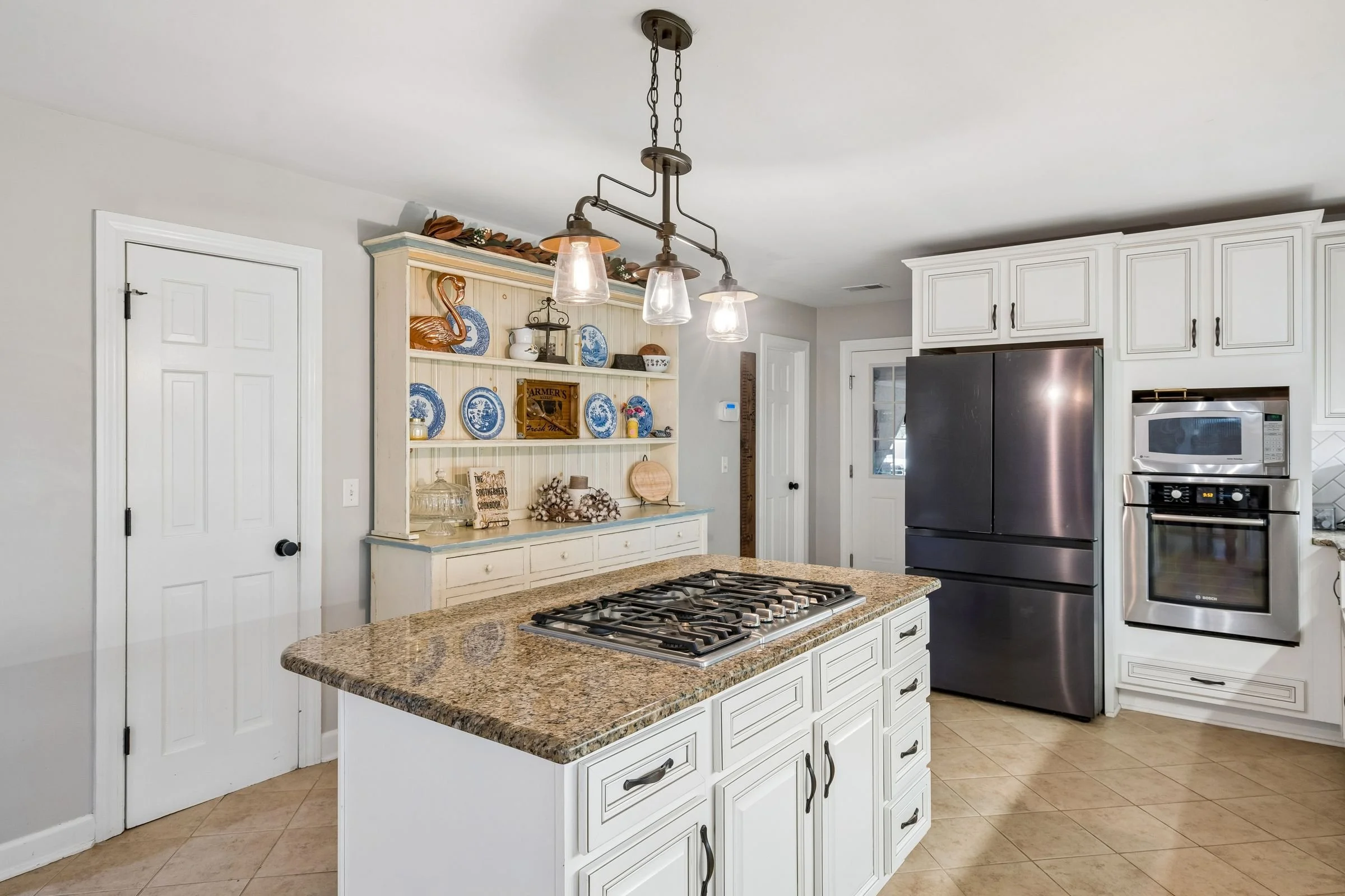 6682NHwy17-KeenEyeMarketing-021.jpg