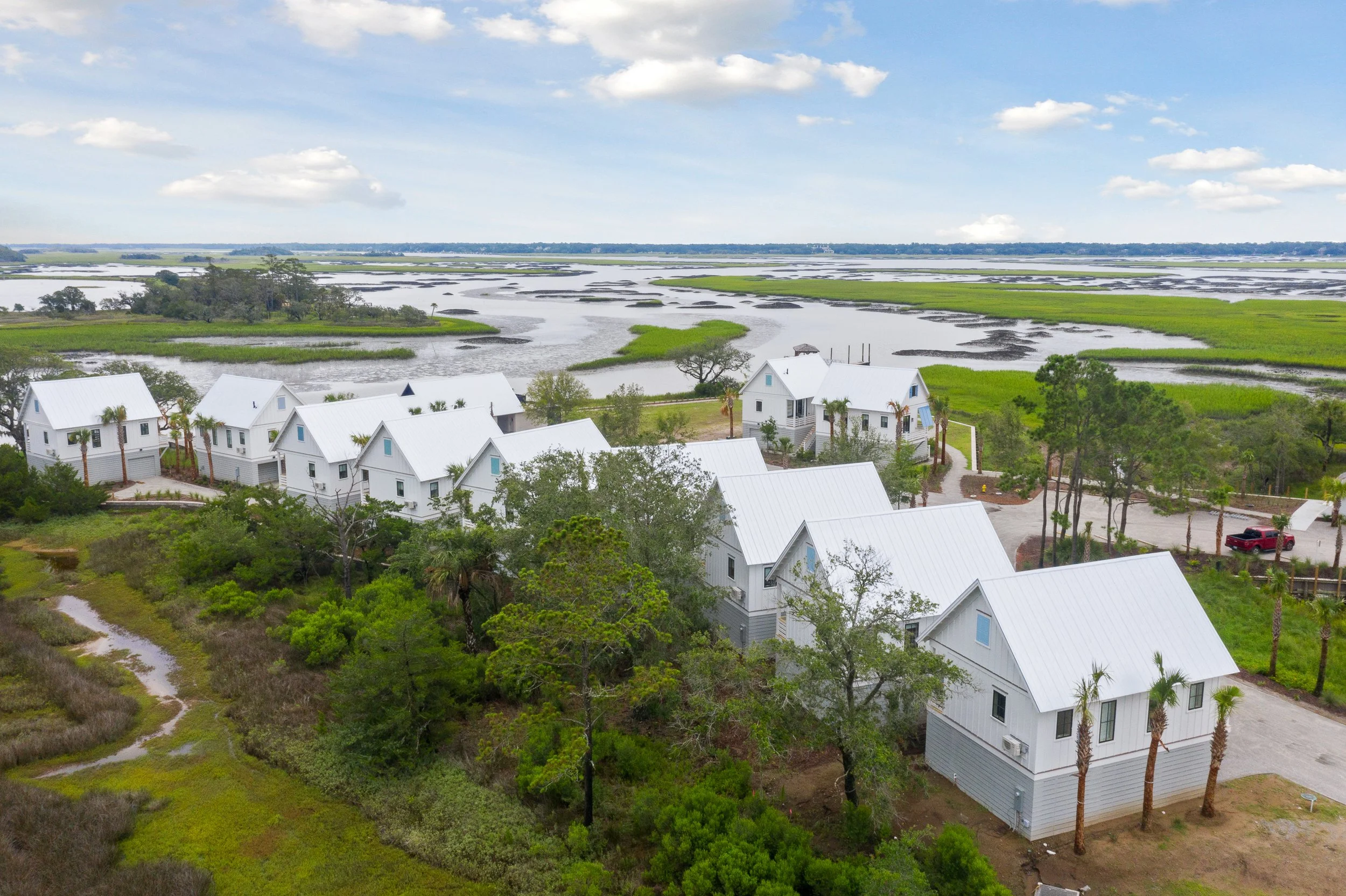 Bungalow Drone with out #_s.jpg